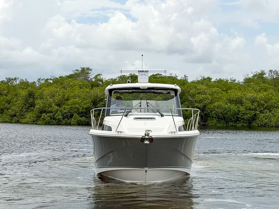 2027 Boston Whaler 325 Conquest for Sale in Fort Myers, FL Freshwater Fishing 3