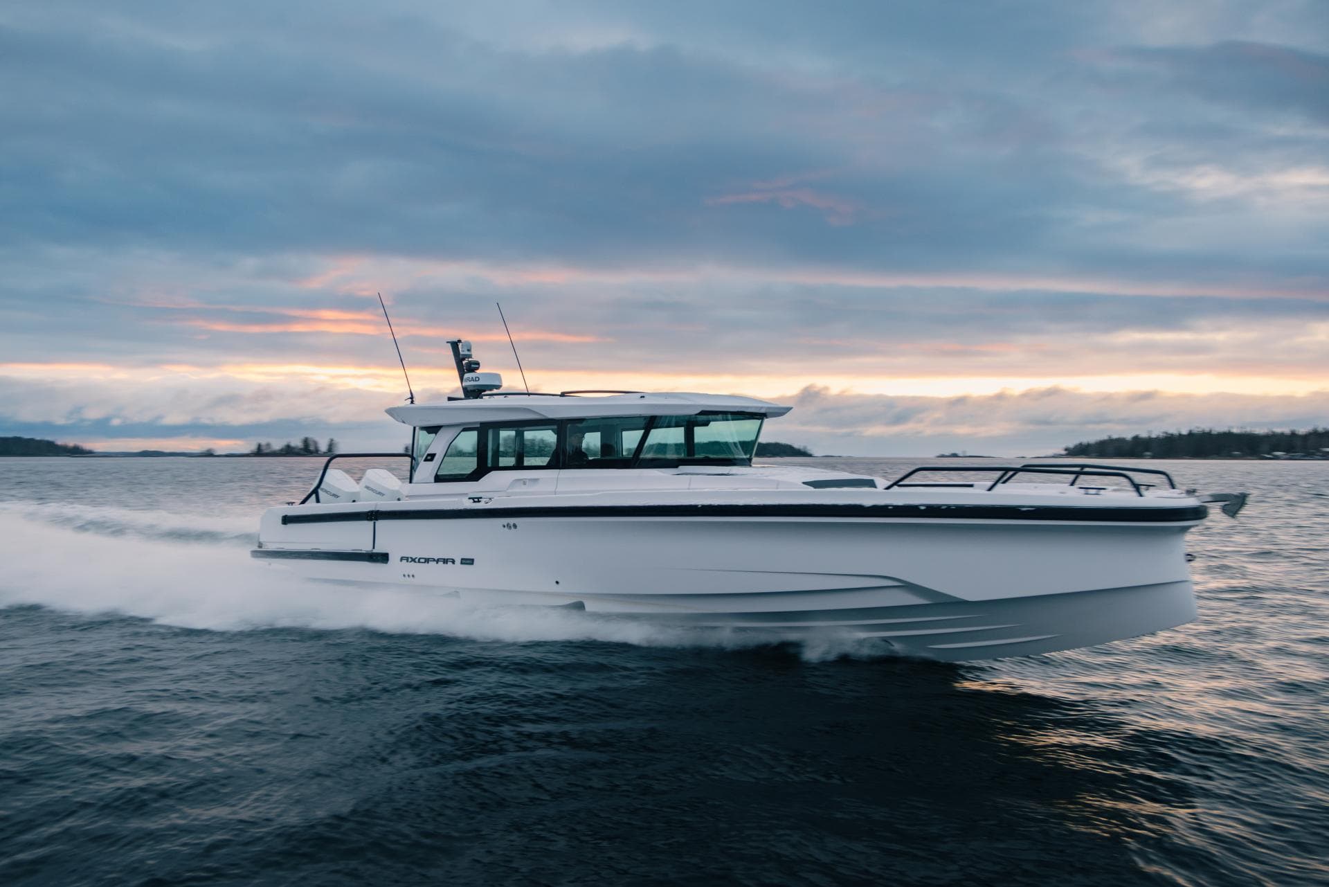 2027 Axopar 38 XC Cross Cabin zum Verkauf in San Diego, California Express Cruiser