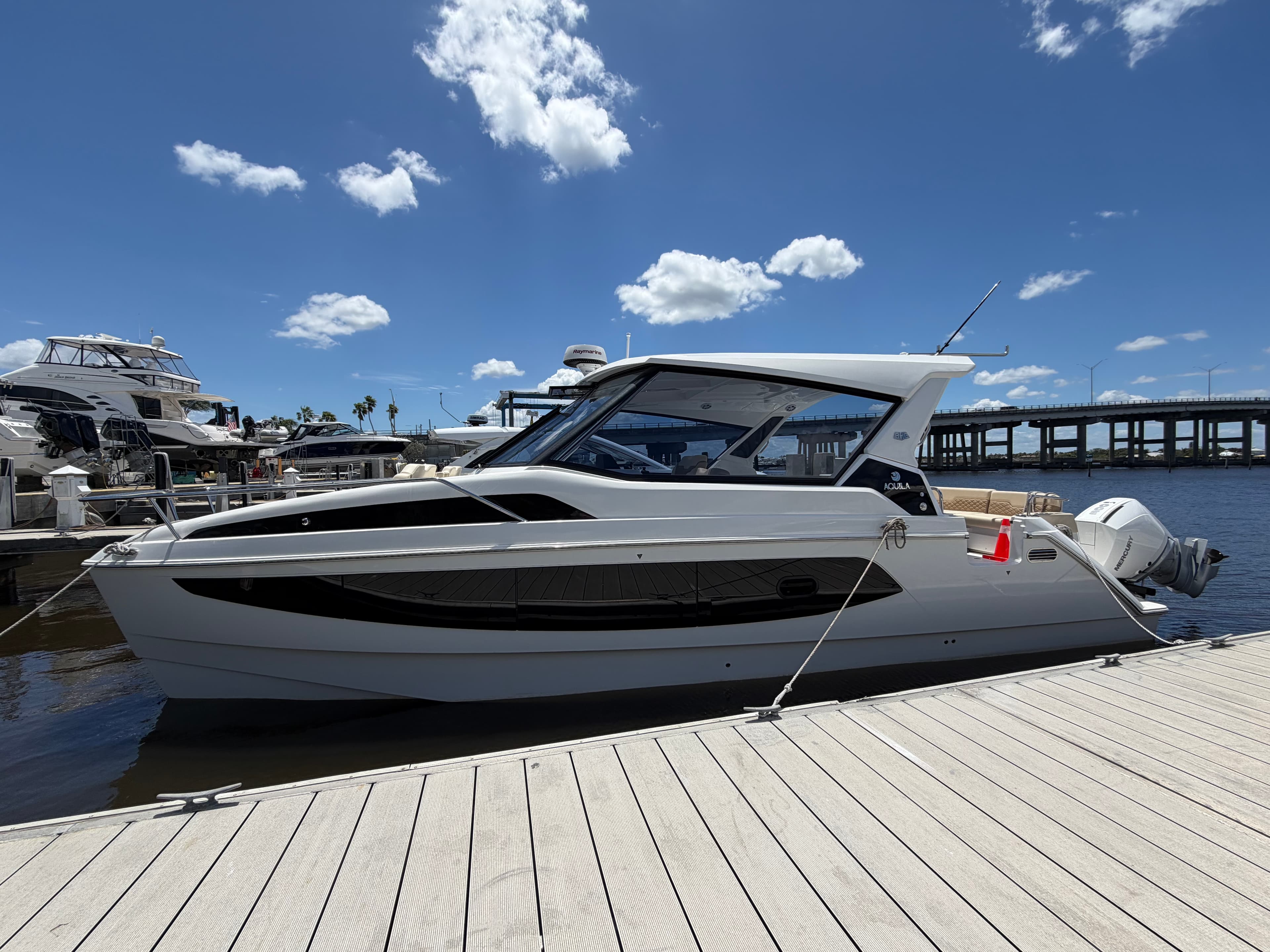2026 Aquila 36 Sport a la venta en Stuart, Florida Power Catamarans 3