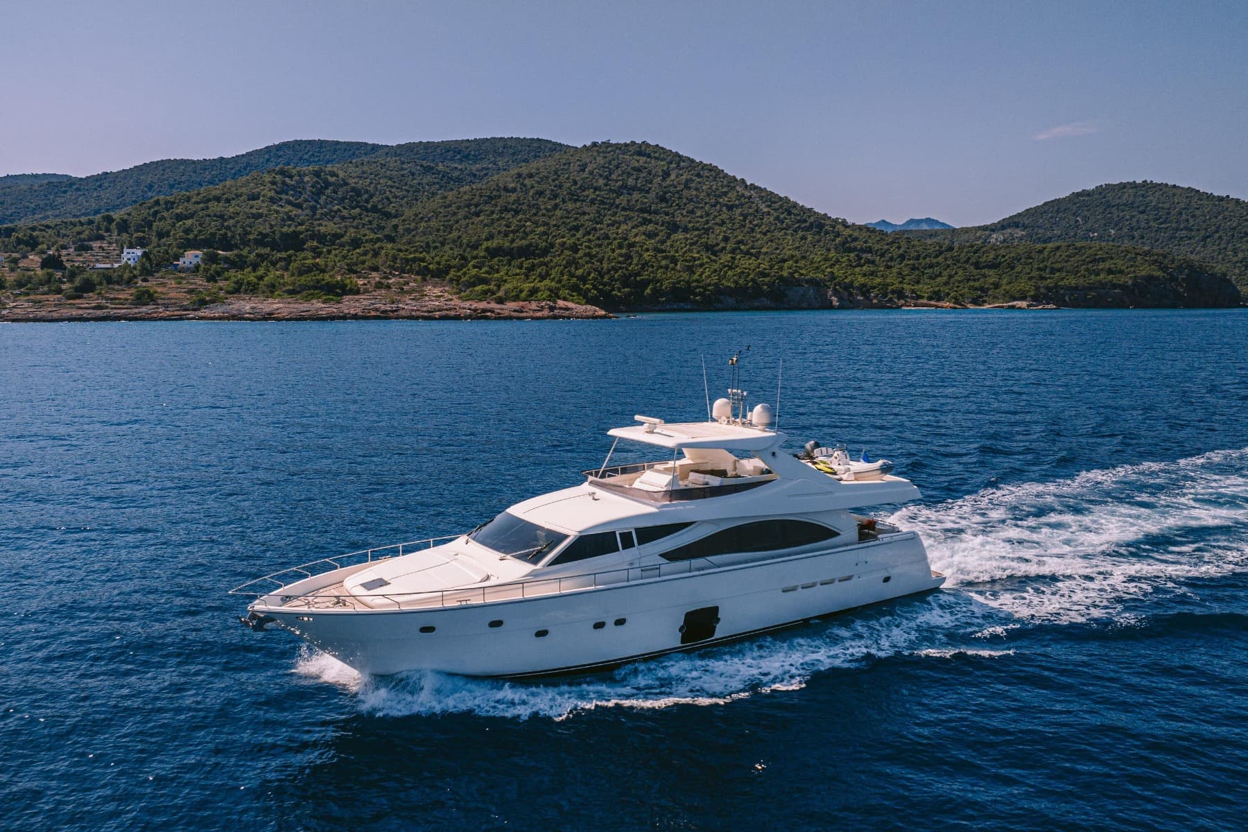 2009 Ferretti Yachts 830 for Sale in Athens, GR Flybridge 2