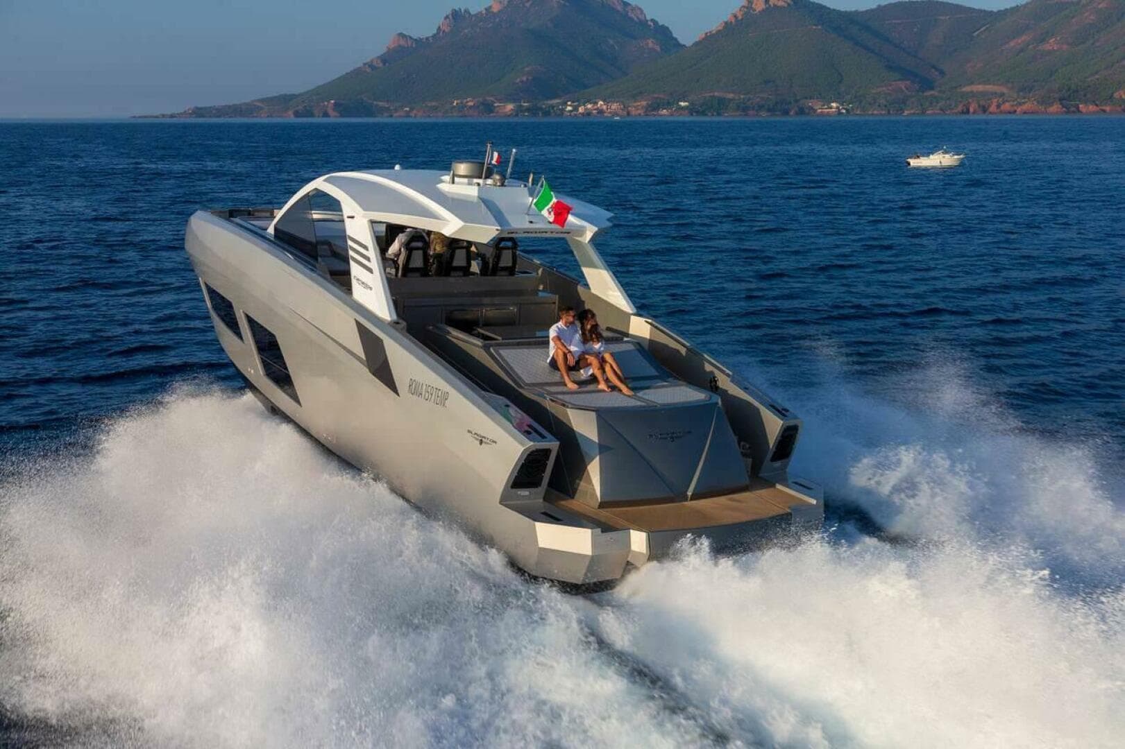 2027 Canados Yachts Gladiator 631 Next zum Verkauf in Miami, Florida Motor Yacht 4
