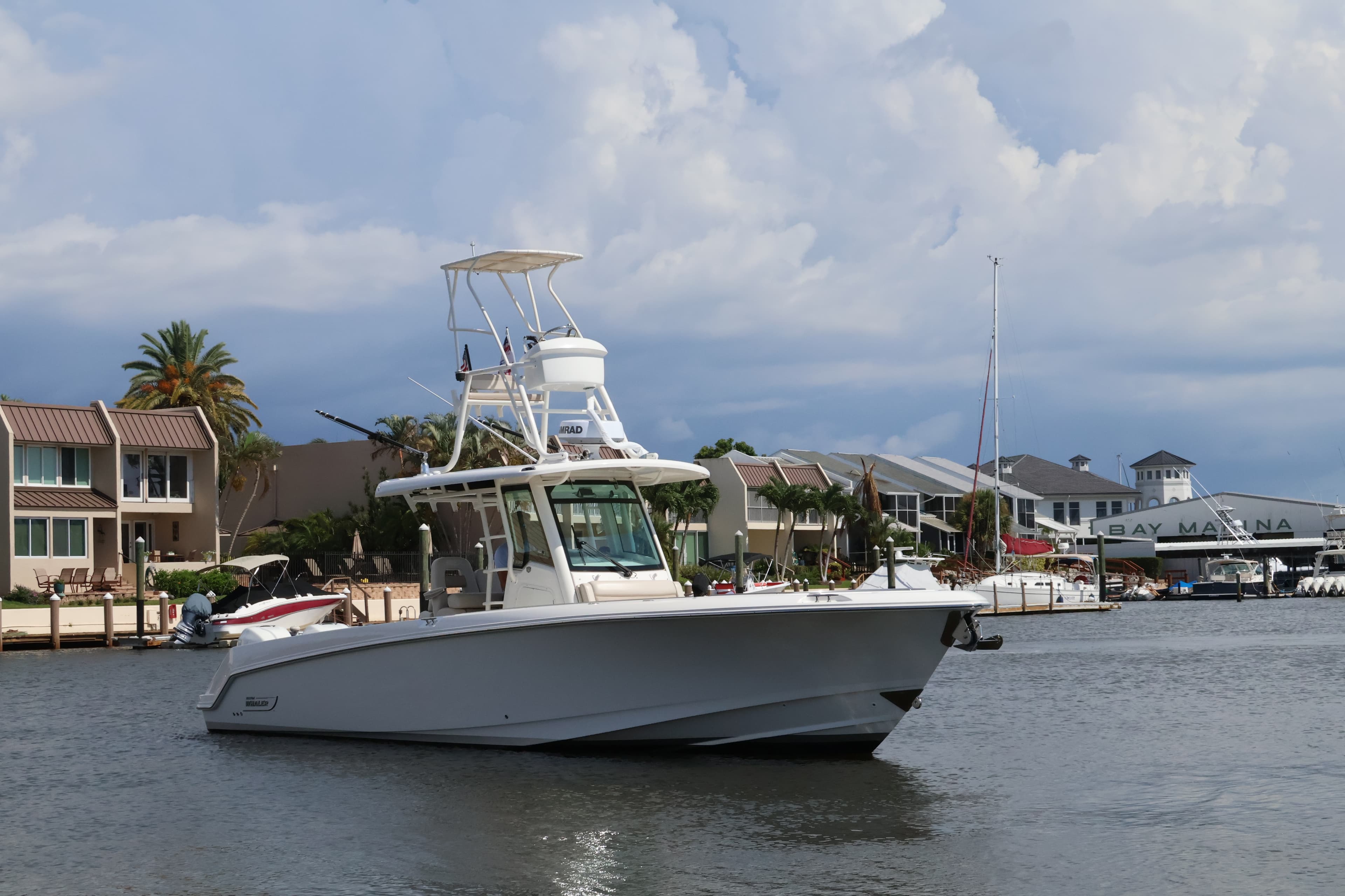 2018 Boston Whaler 330 Outrage zum Verkauf in Naples, Florida Center Console