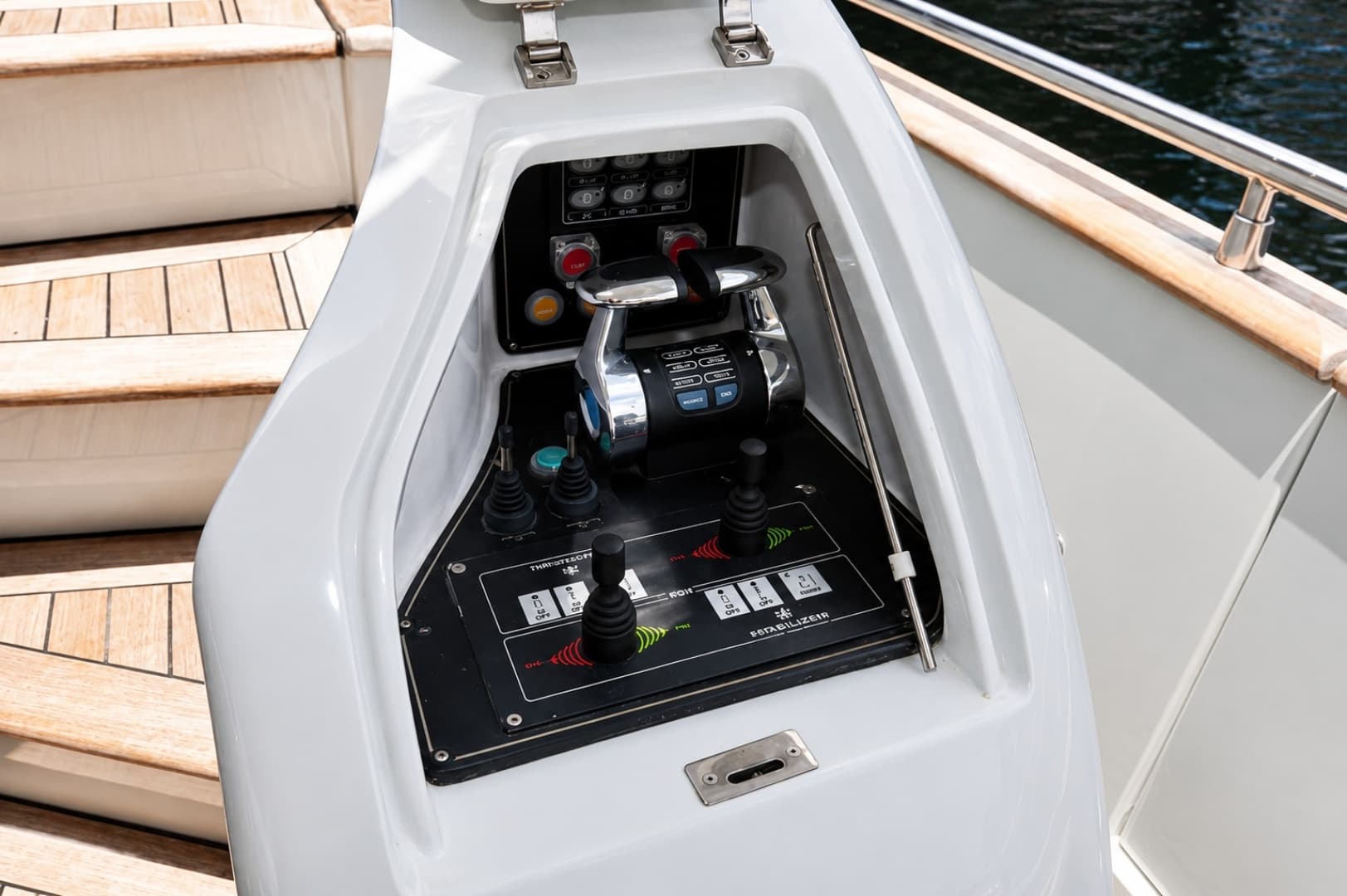 2015 Maiora 90 for Sale in Miami, Florida Motor Yacht 5