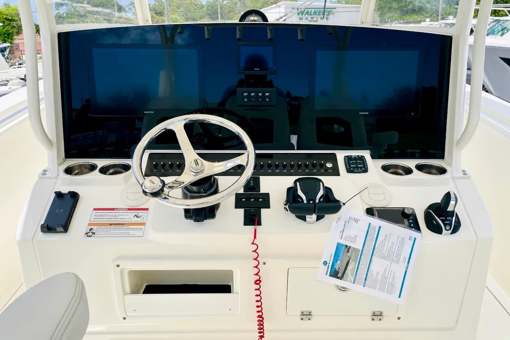 2024 Cobia 350 CC zum Verkauf in Marco Island, FL Center Console 4