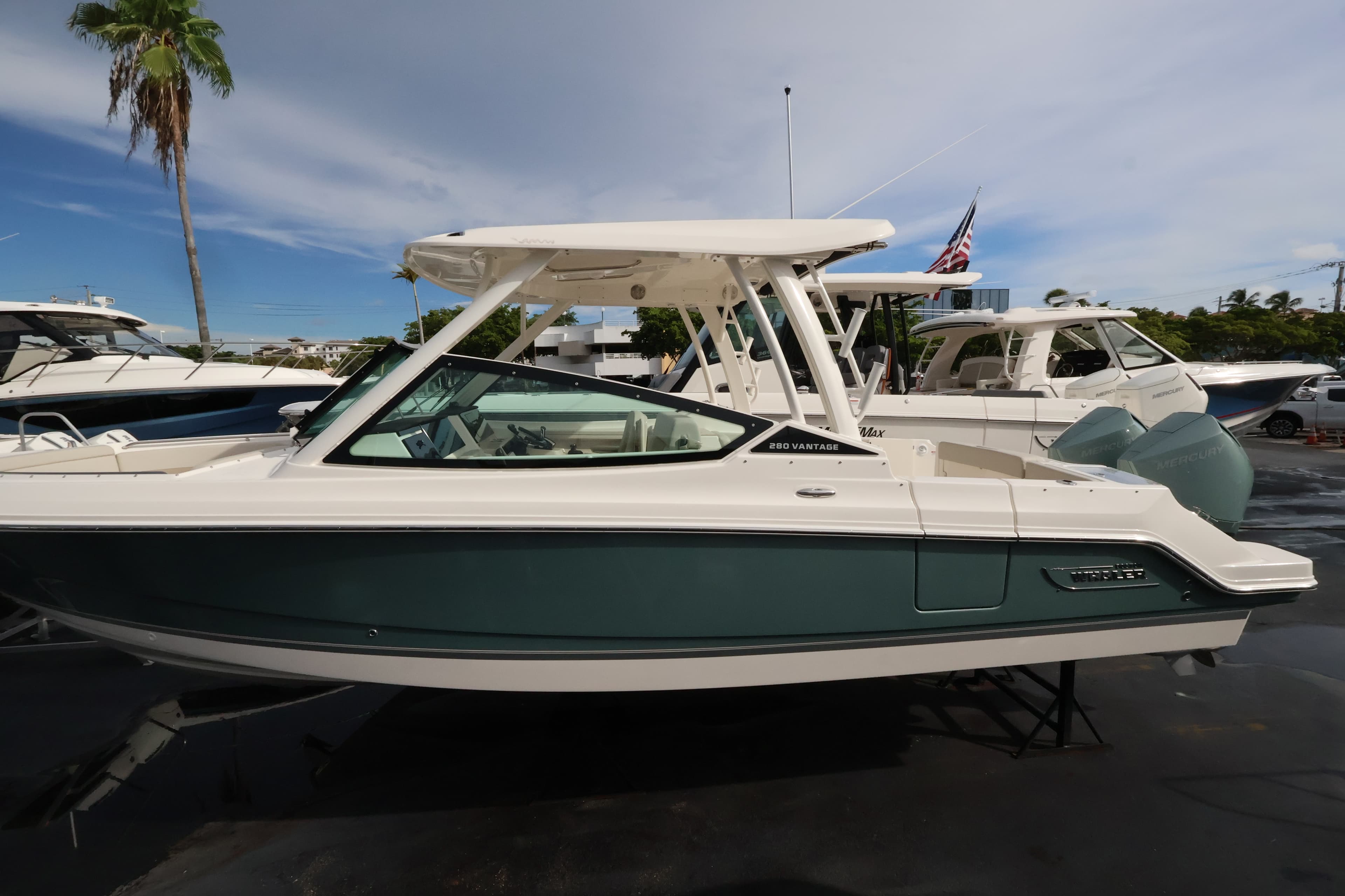 2027 Boston Whaler 280 Vantage zum Verkauf in Naples, Florida Dual Console 2
