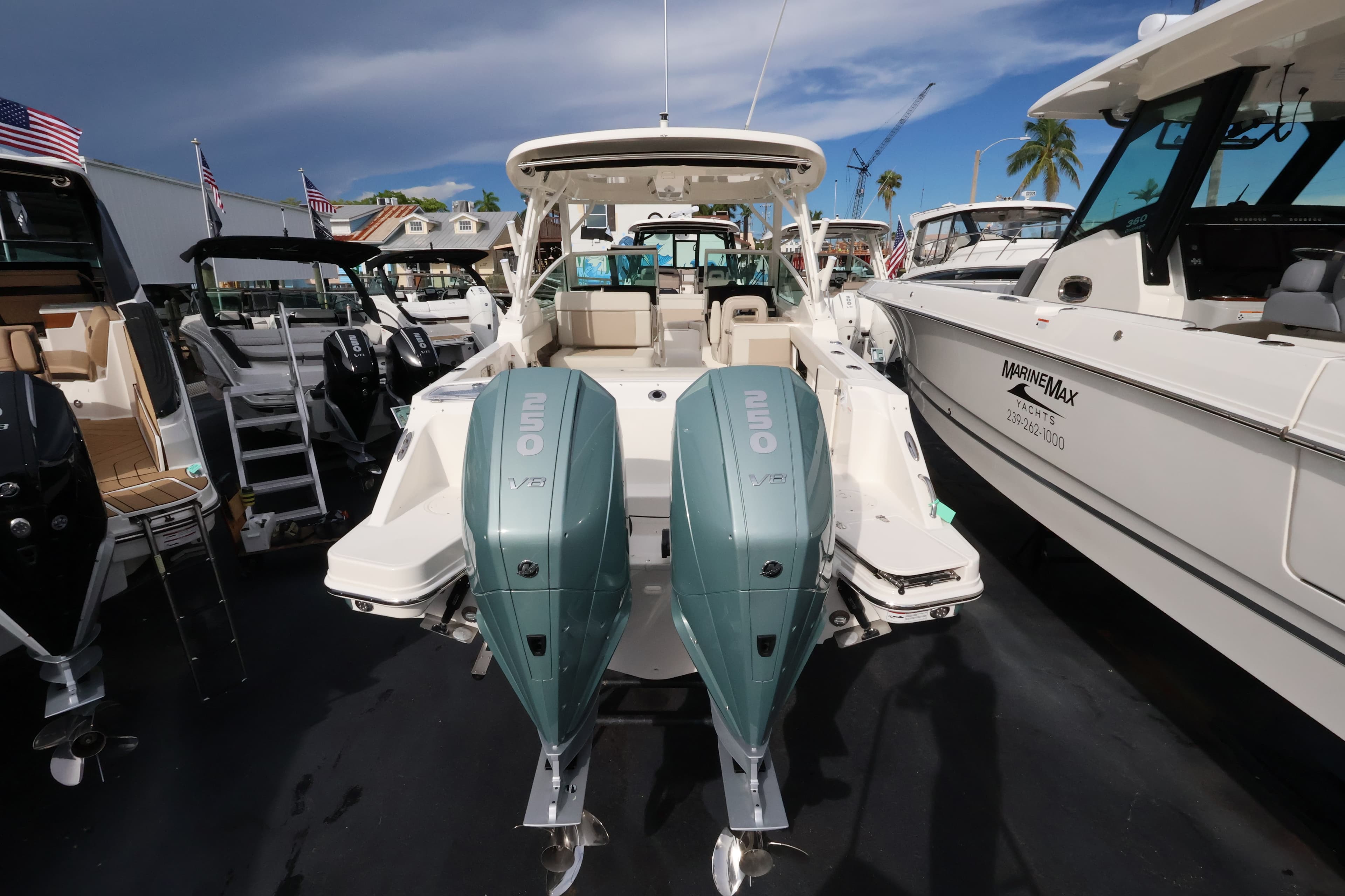 2027 Boston Whaler 280 Vantage zum Verkauf in Naples, Florida Dual Console 4