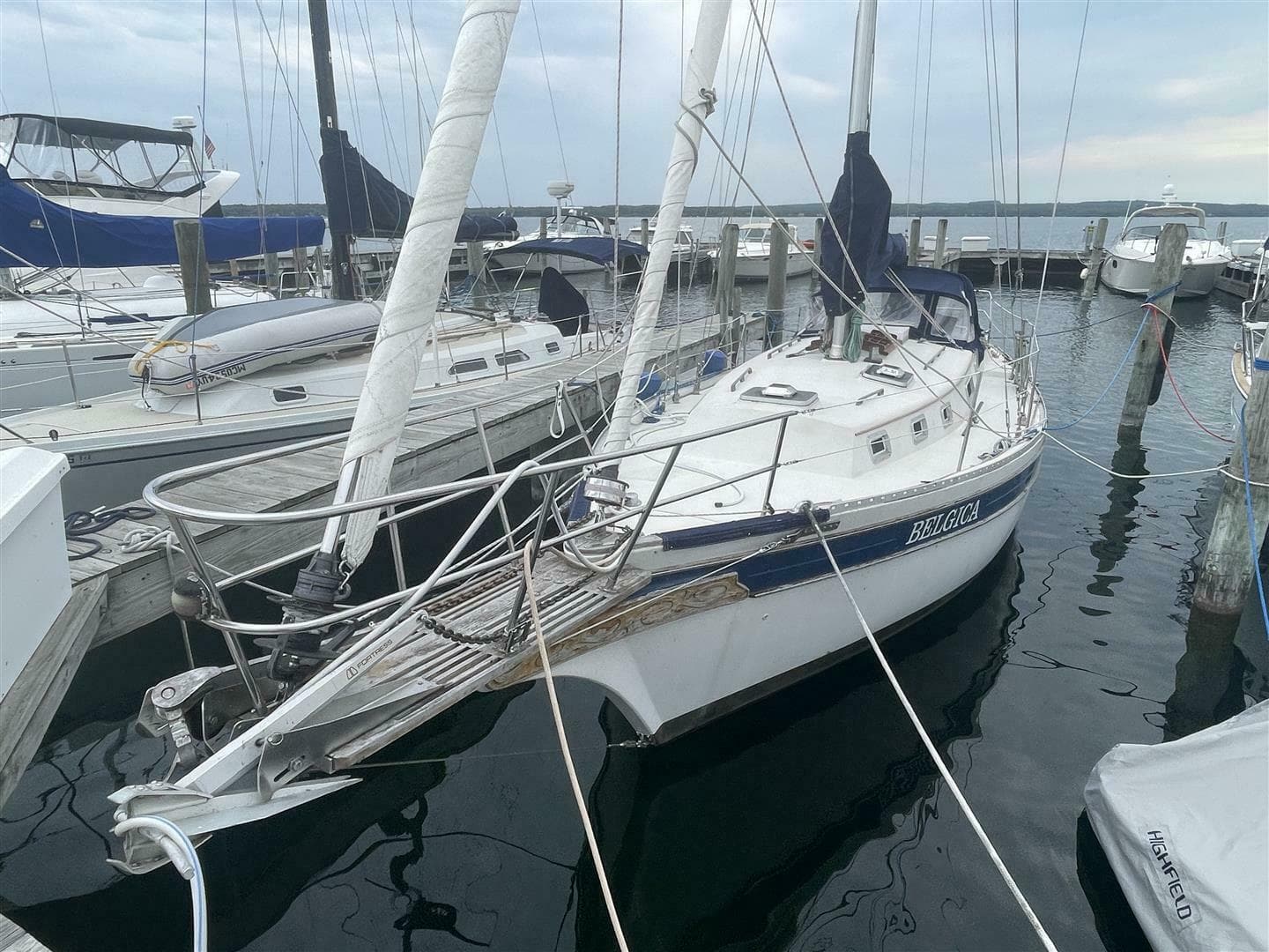 1989 Bayfield 36 zum Verkauf in Charlevoix, Michigan Cutter 3
