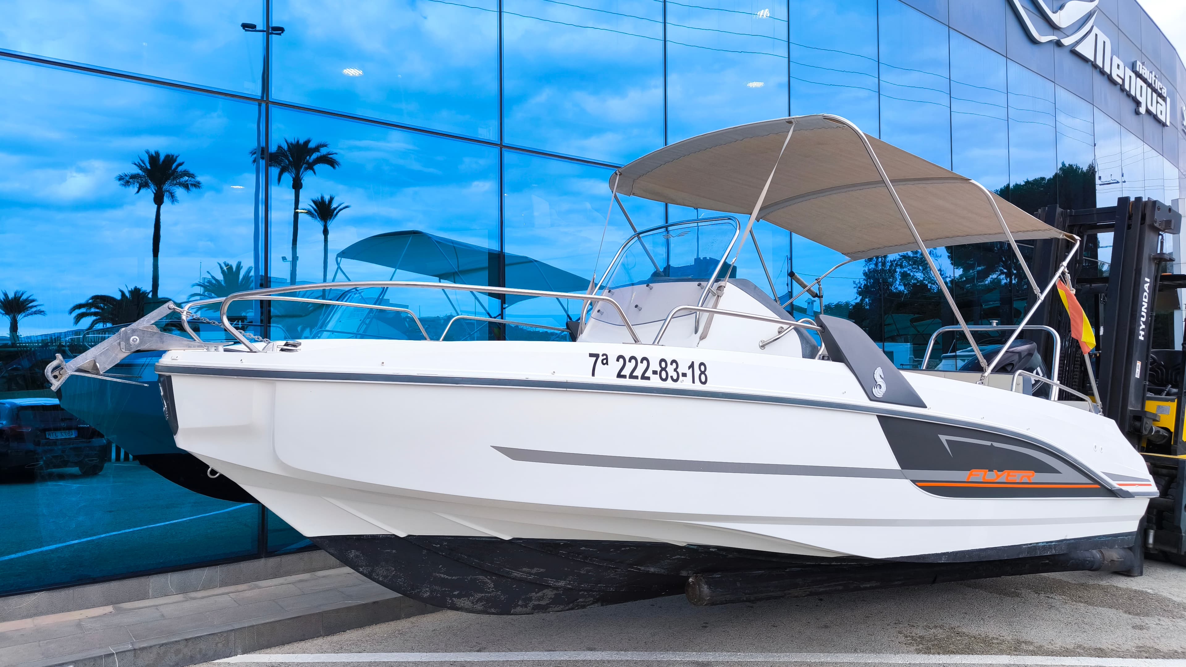 2017 Beneteau Flyer 6.6 SPACEdeck zum Verkauf in Teulada, ES Center Console 2