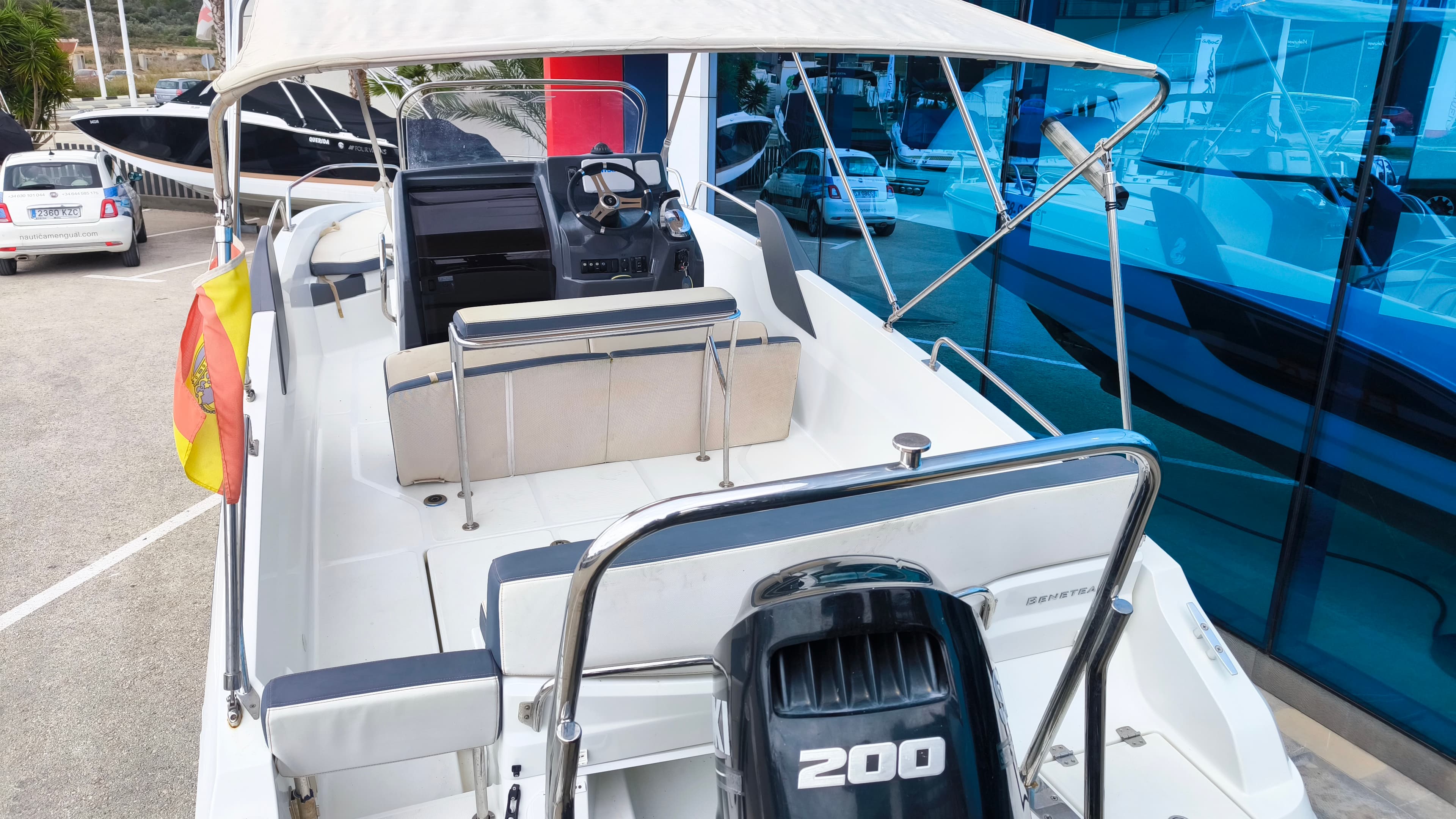 2017 Beneteau Flyer 6.6 SPACEdeck zum Verkauf in Teulada, ES Center Console 5