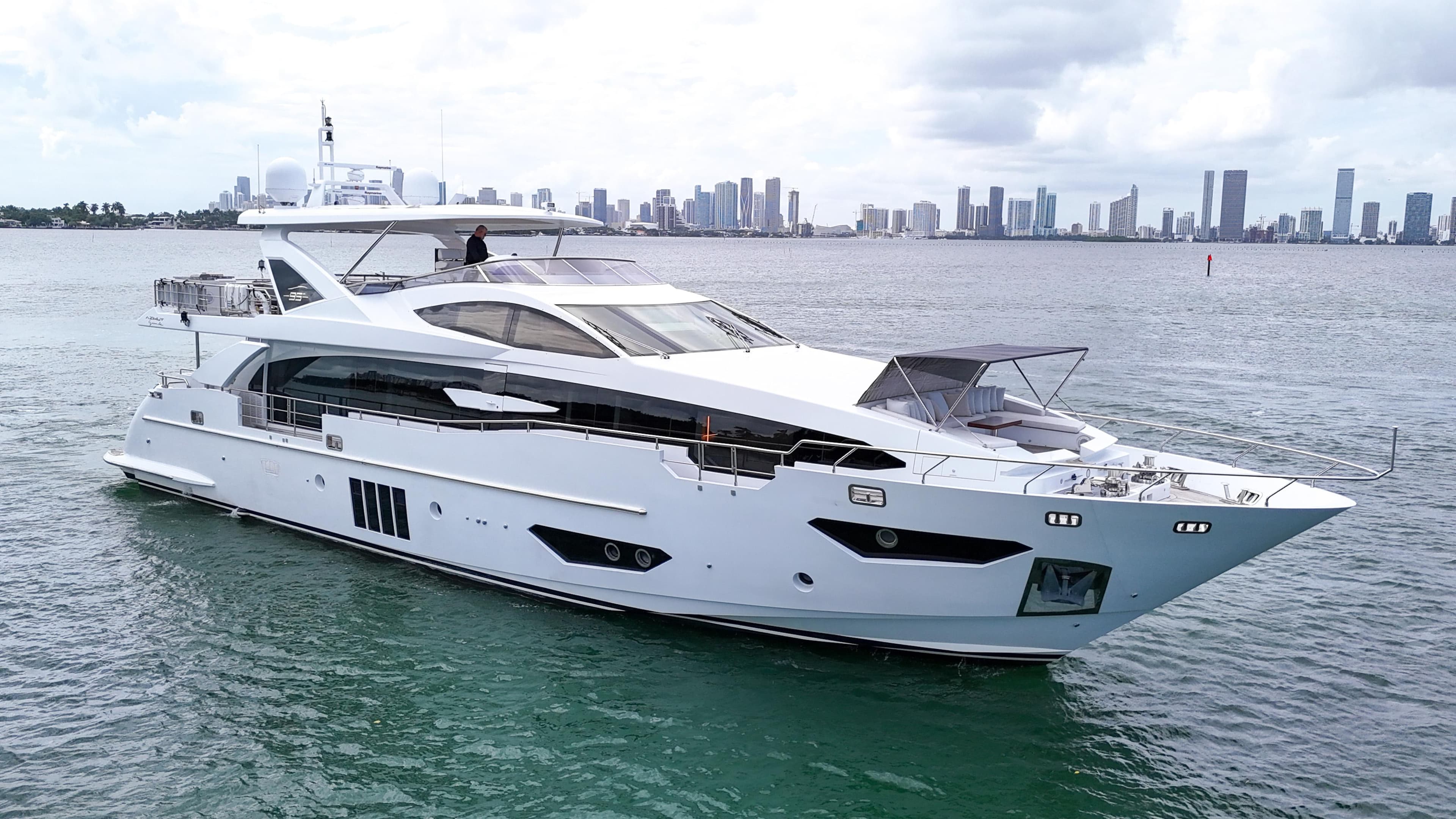 2017 Azimut Grande 30 Metri a la venta en Miami-Dade County, Florida Flybridge 5