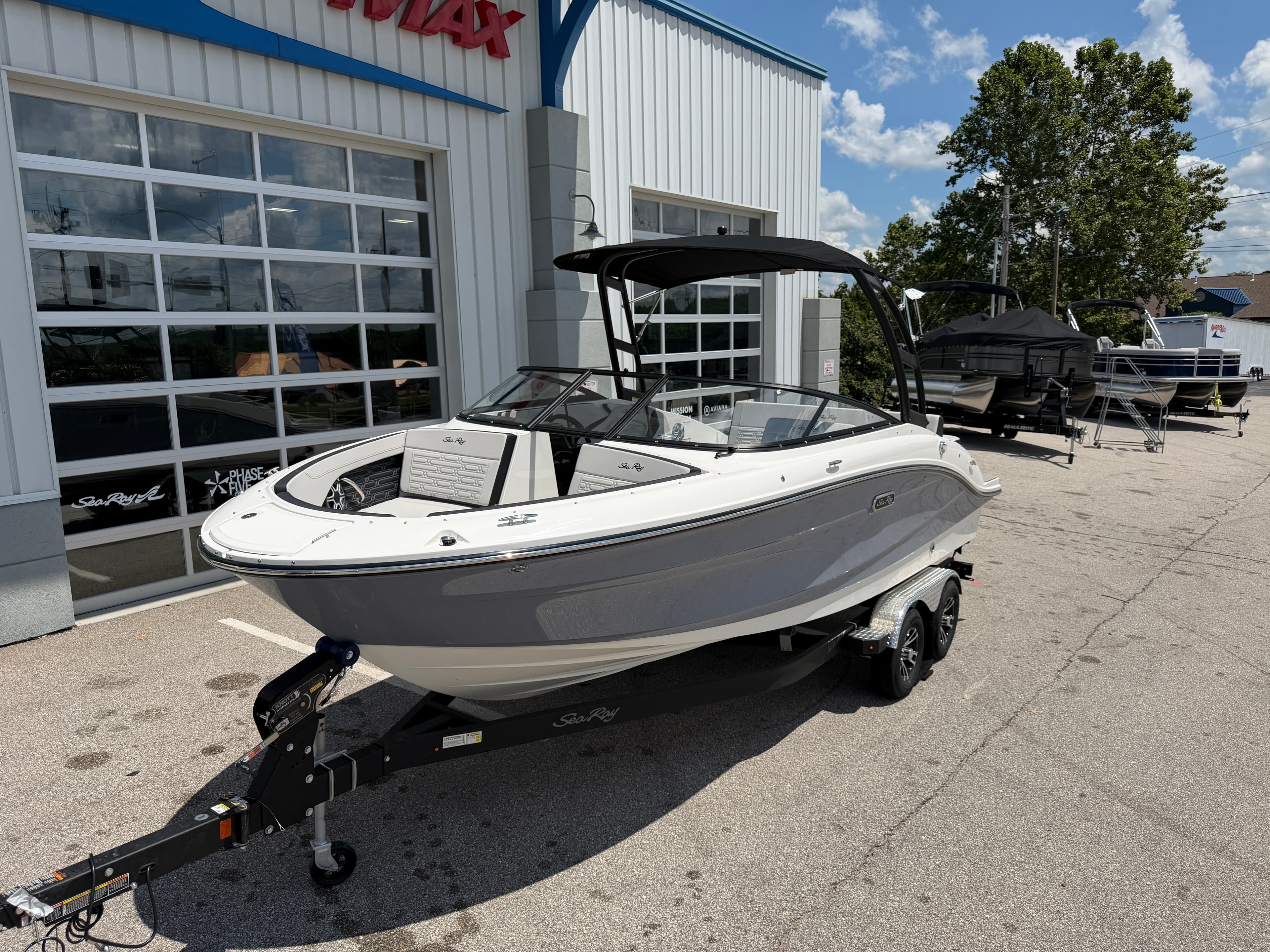 2027 Sea Ray SPX 210 for Sale in Osage Beach, MO Bowrider 2