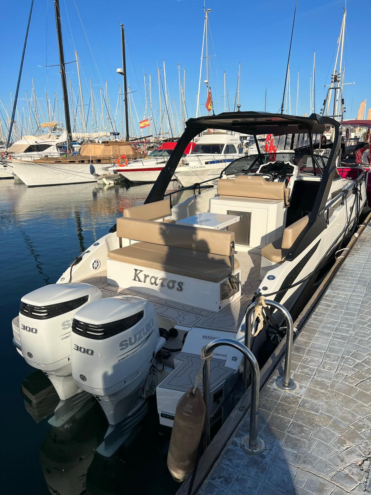 2023 FIM 340 Regina on Display in Dénia, ES Cruiser 4