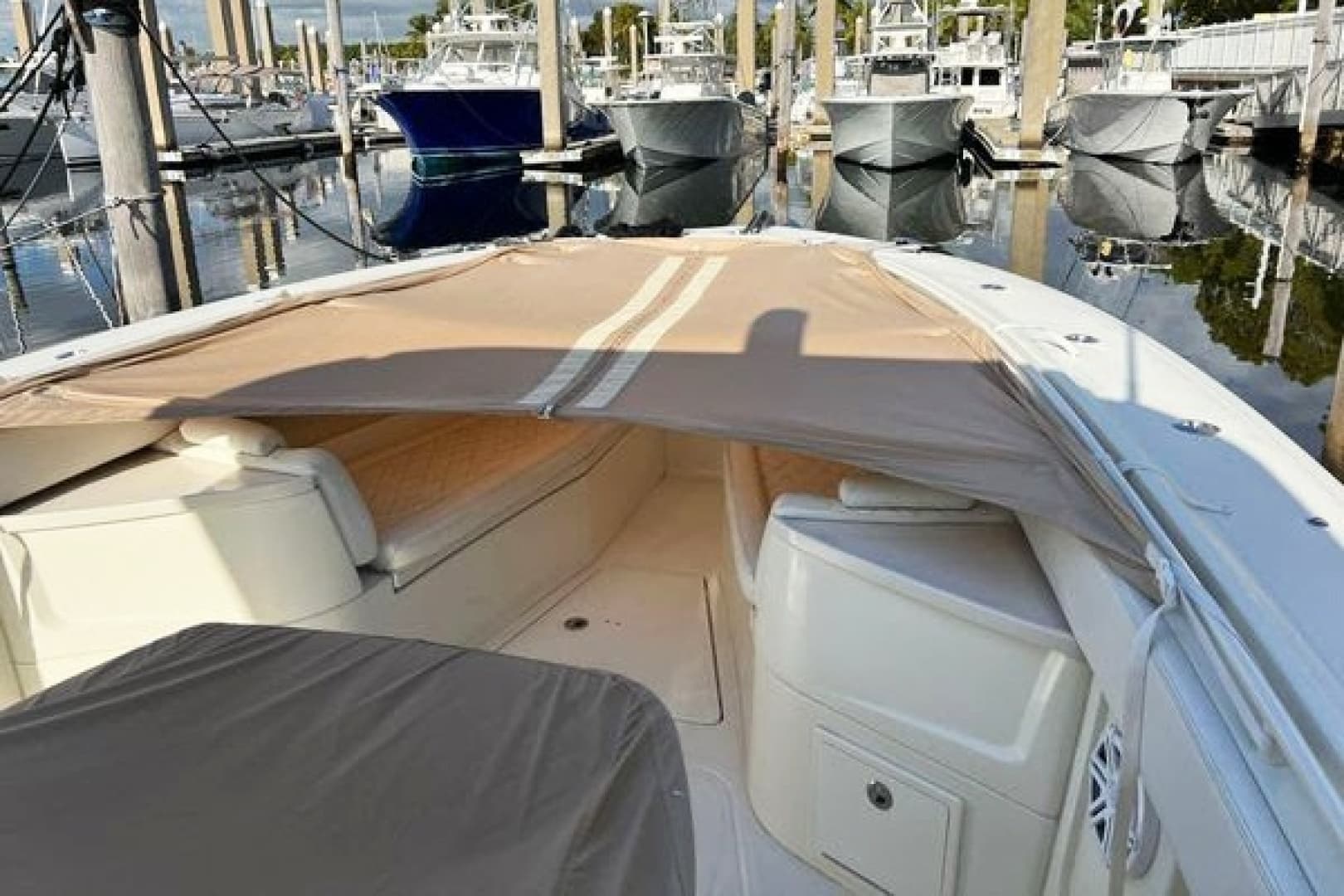 2018 HCB 39 Speciale for Sale in Miami, Florida Center Console 3