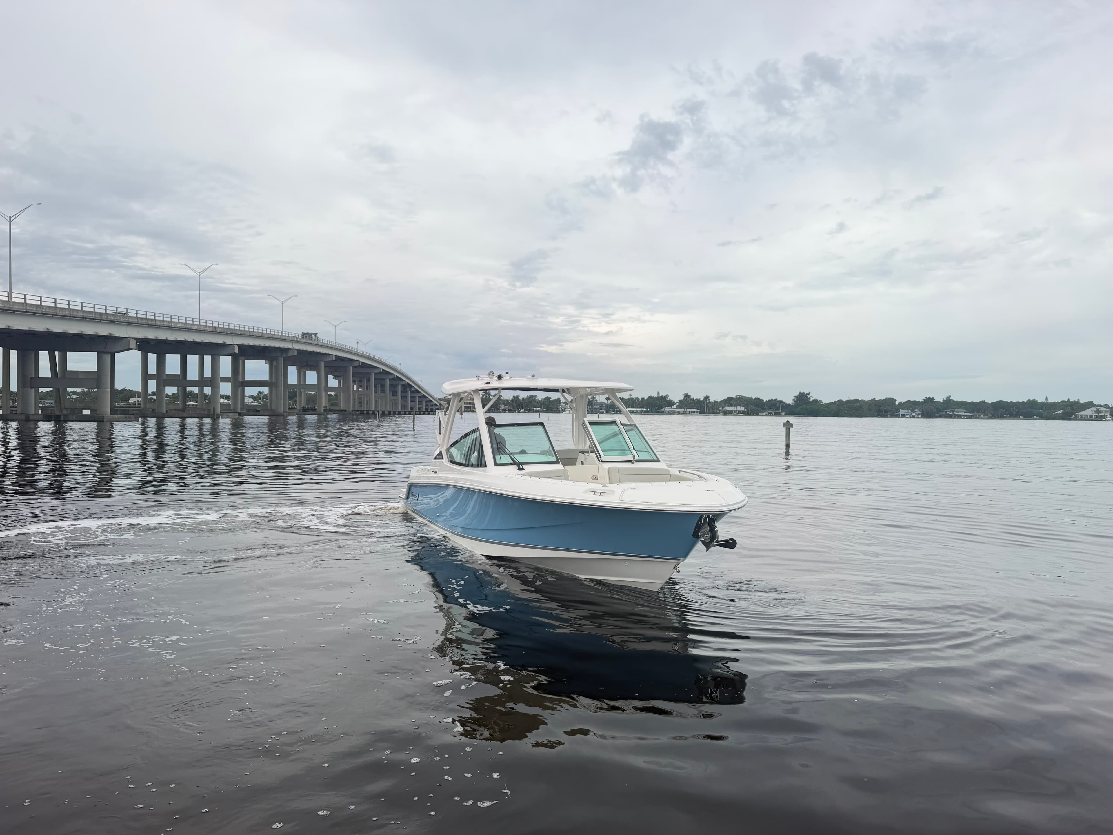 2027 Boston Whaler 280 Vantage in vendita a Stuart, Florida Dual Console 3