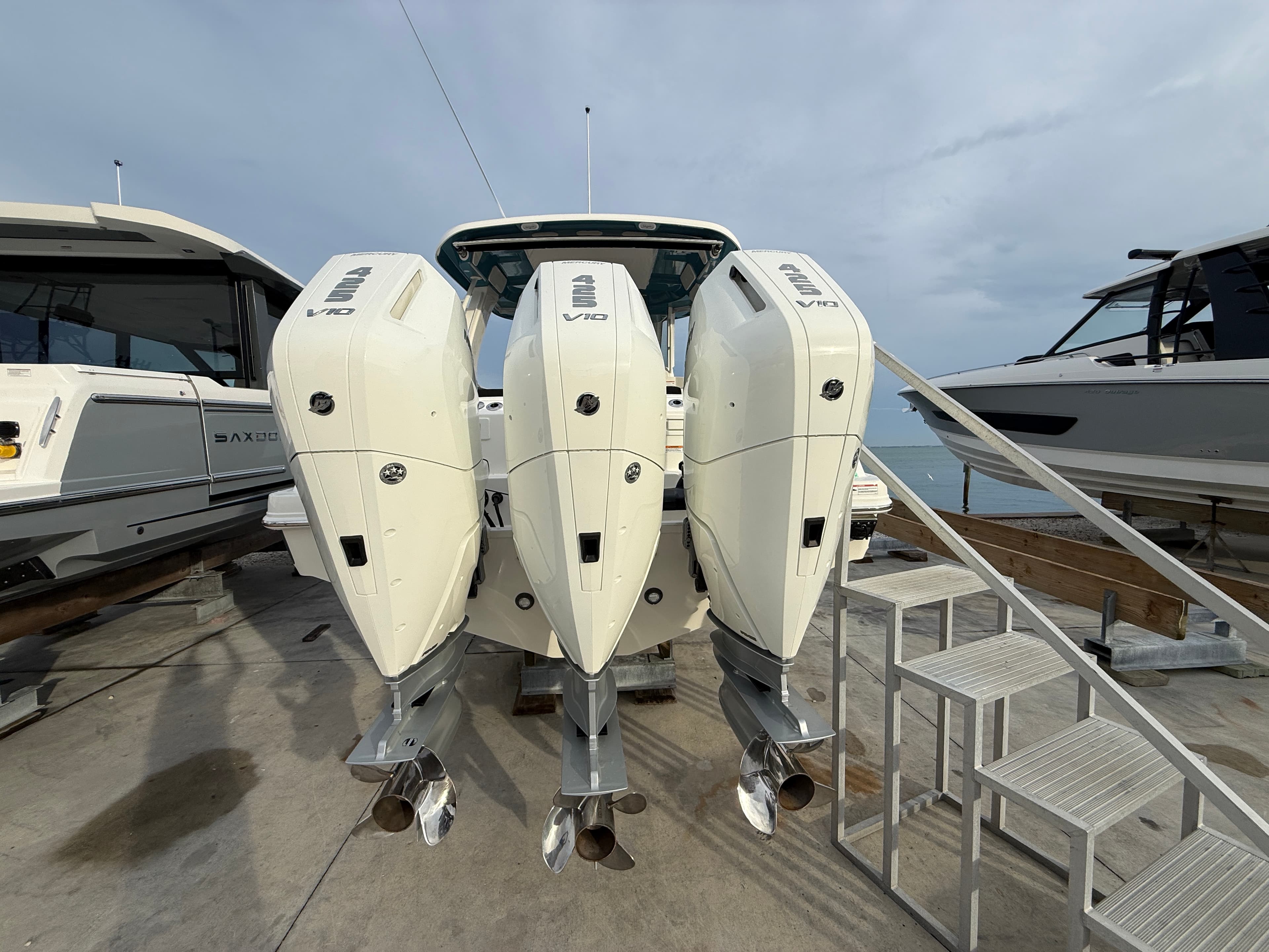 2027 Boston Whaler 350 Realm for Sale in Sarasota, FL Bowrider 5