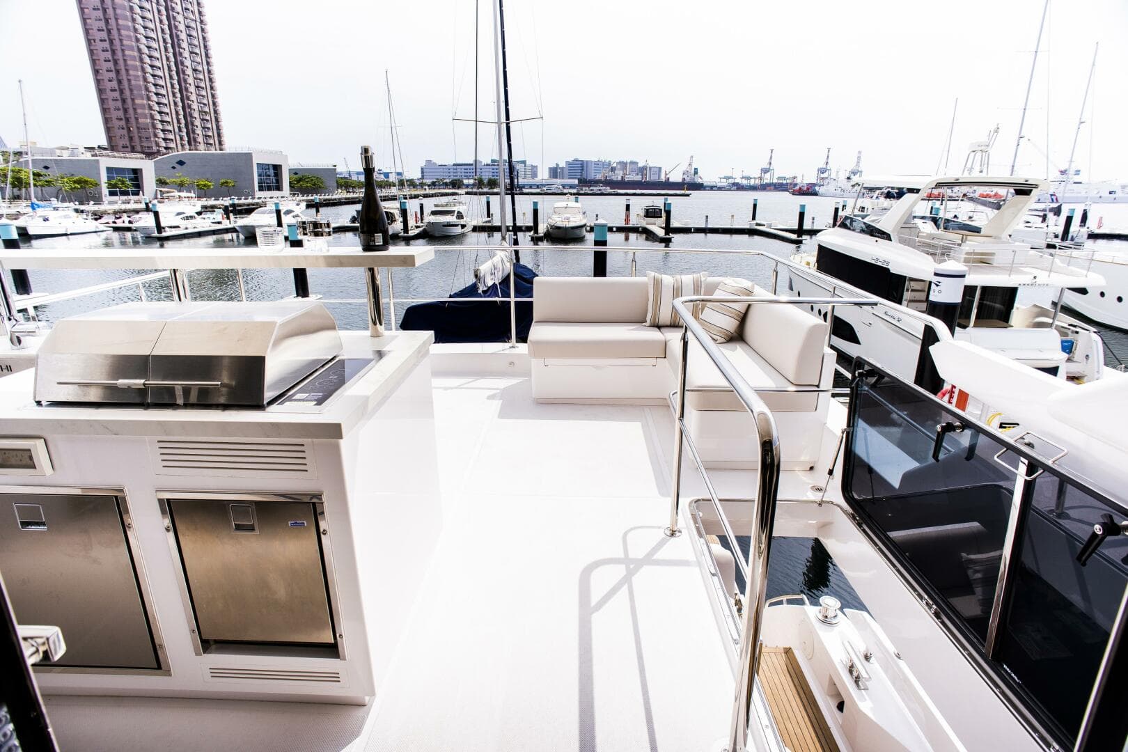 2026 Johnson Yachts 70 a la venta en Kaohsiung, TW Cruiser 3