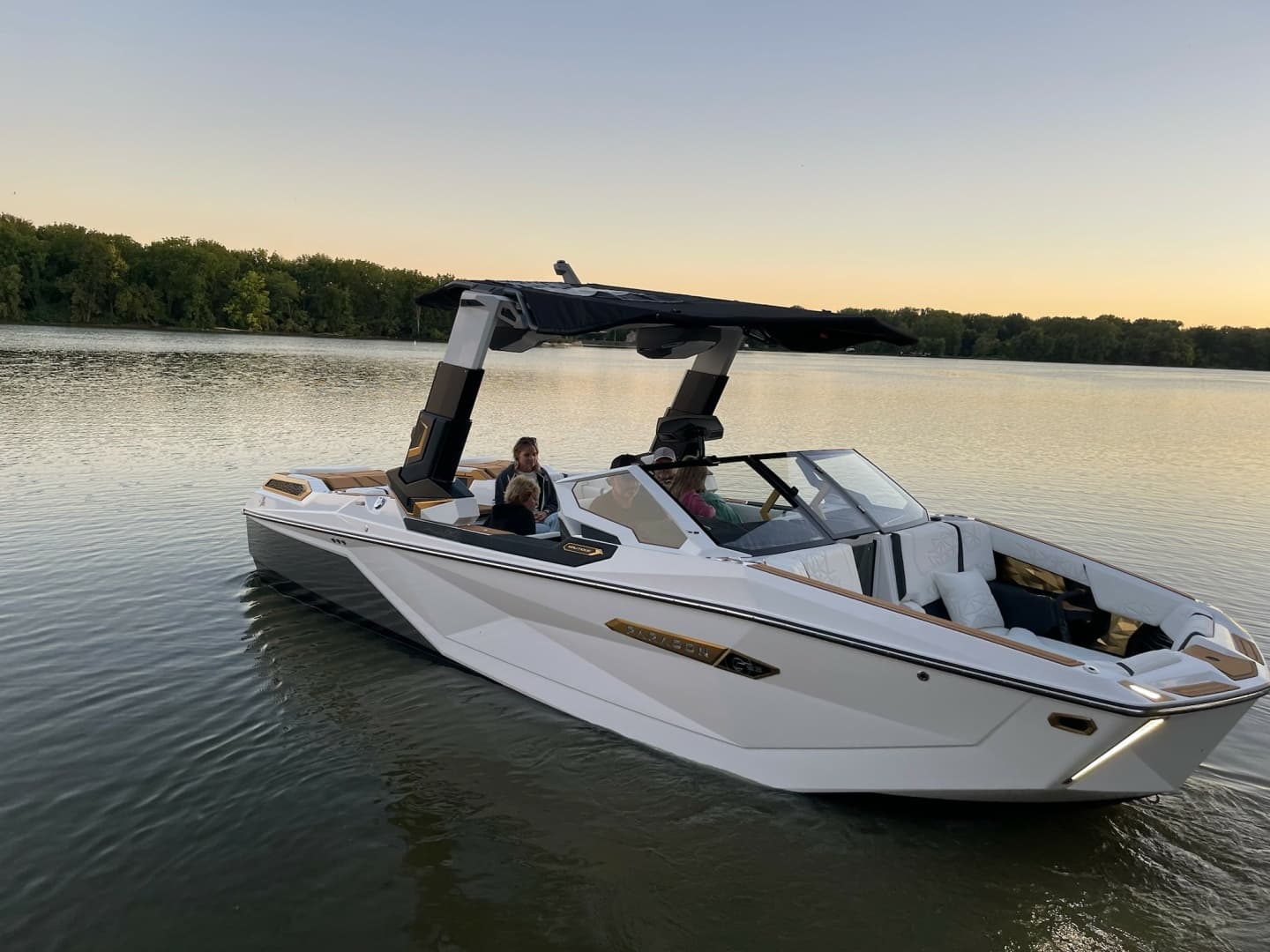 2024 Nautique G23 Paragon zum Verkauf in Charlevoix, Michigan Ski Boat 2