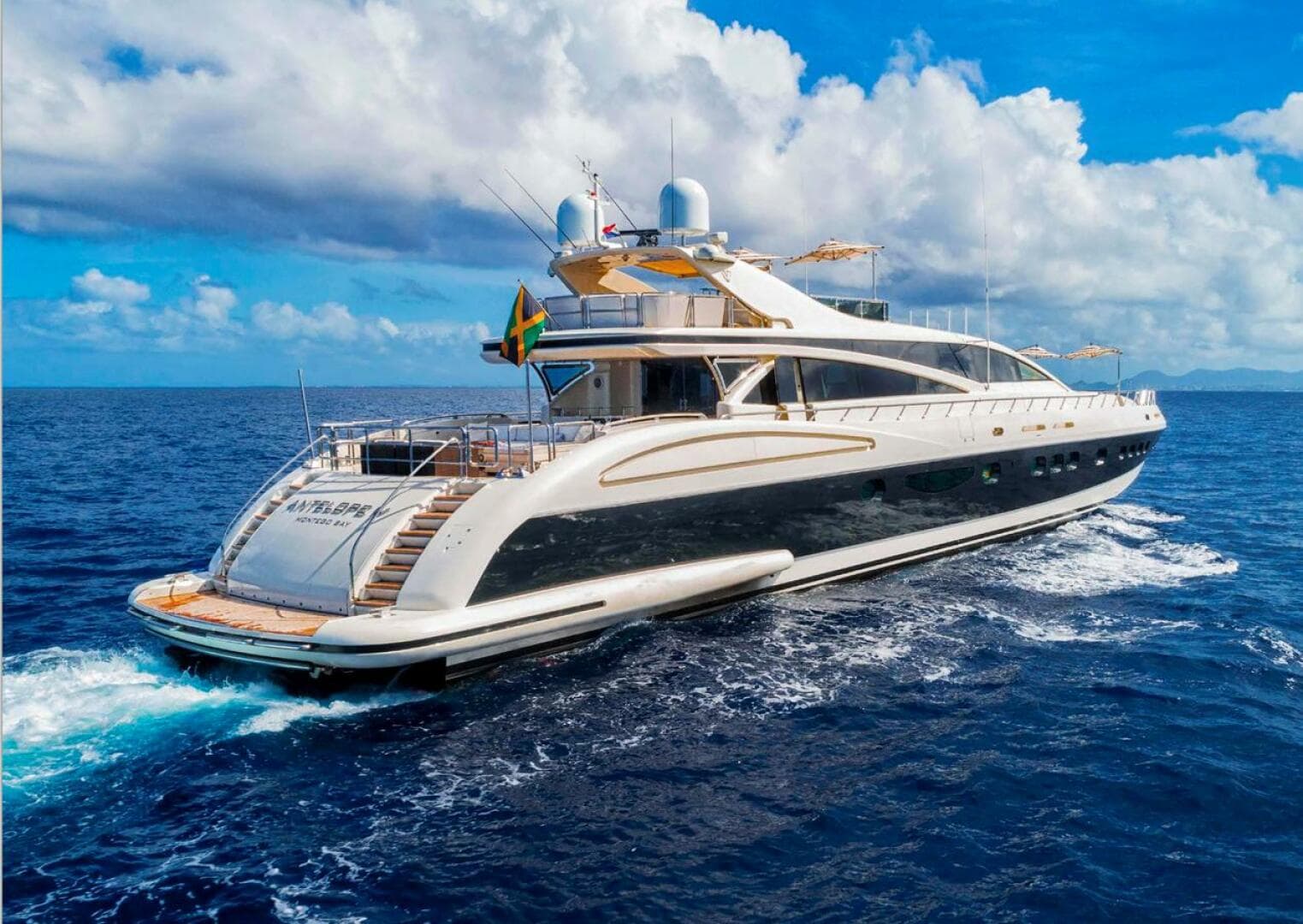2012 Arno Leopard 43 zum Verkauf in Fort Lauderdale, Florida Motor Yacht 3