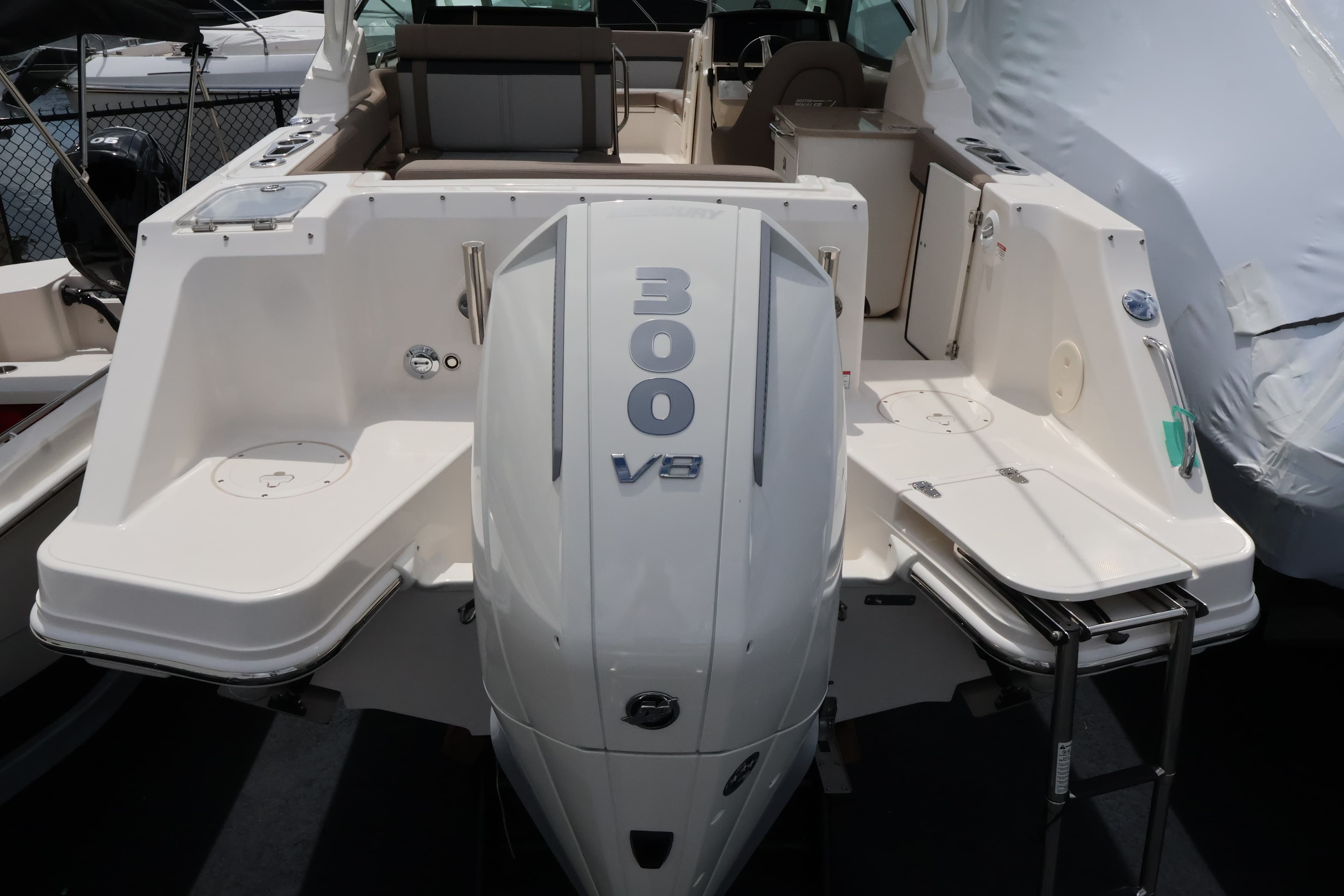 2026 Boston Whaler 240 Vantage zum Verkauf in Naples, Florida Dual Console 5