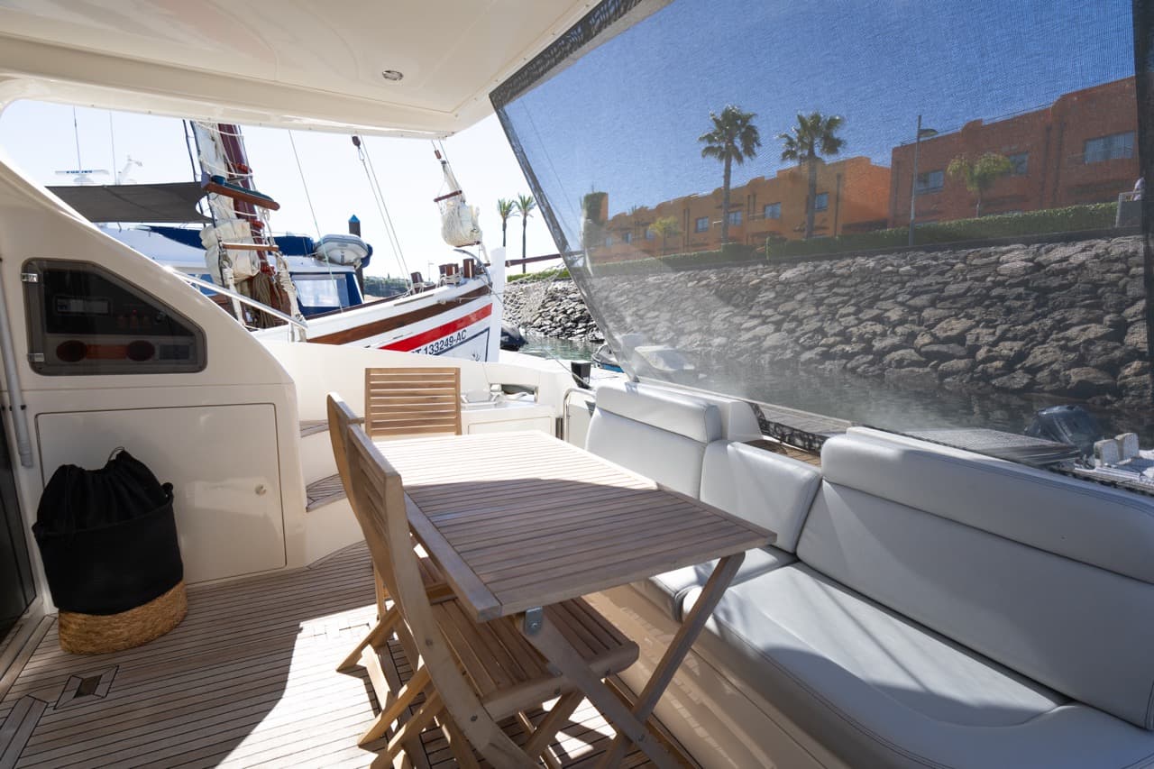 Azimut 46 te koop