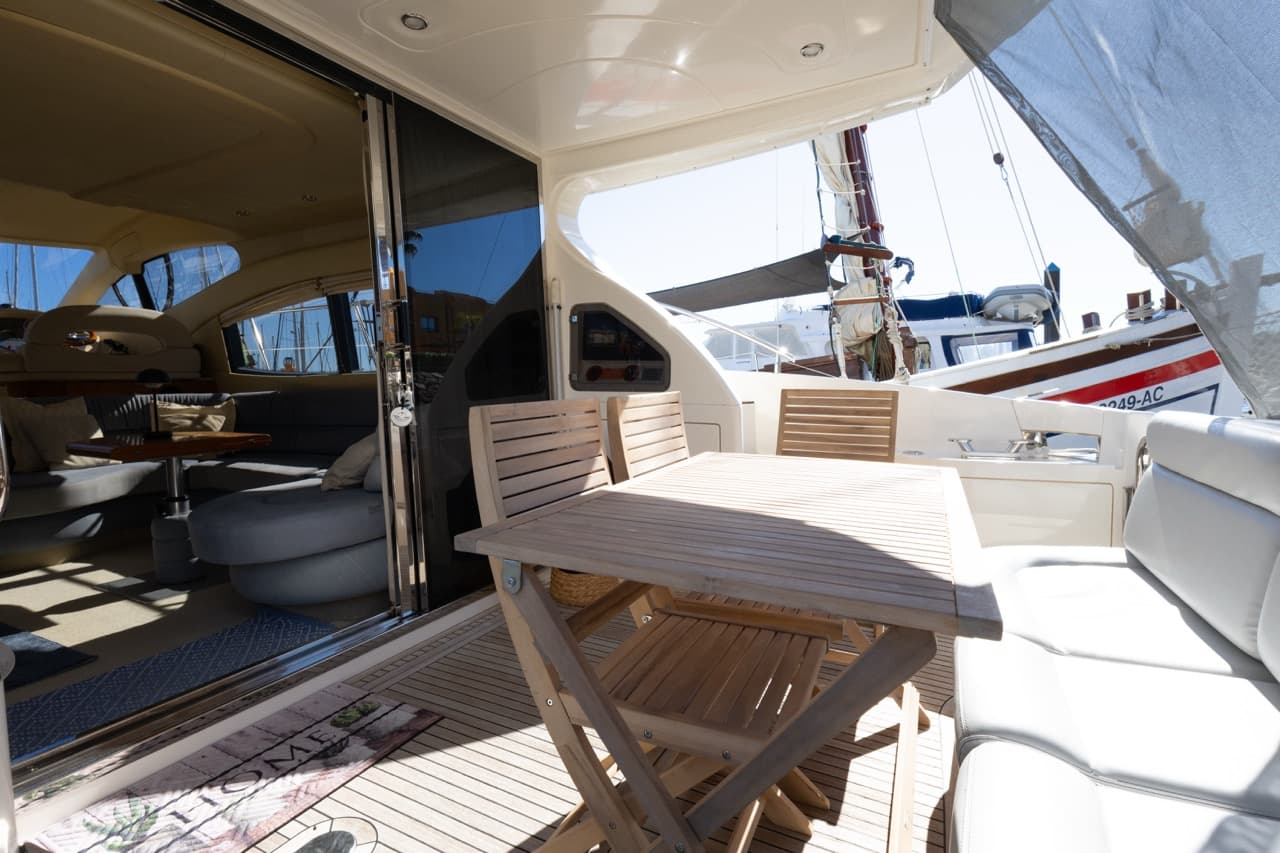 Azimut 46 te koop