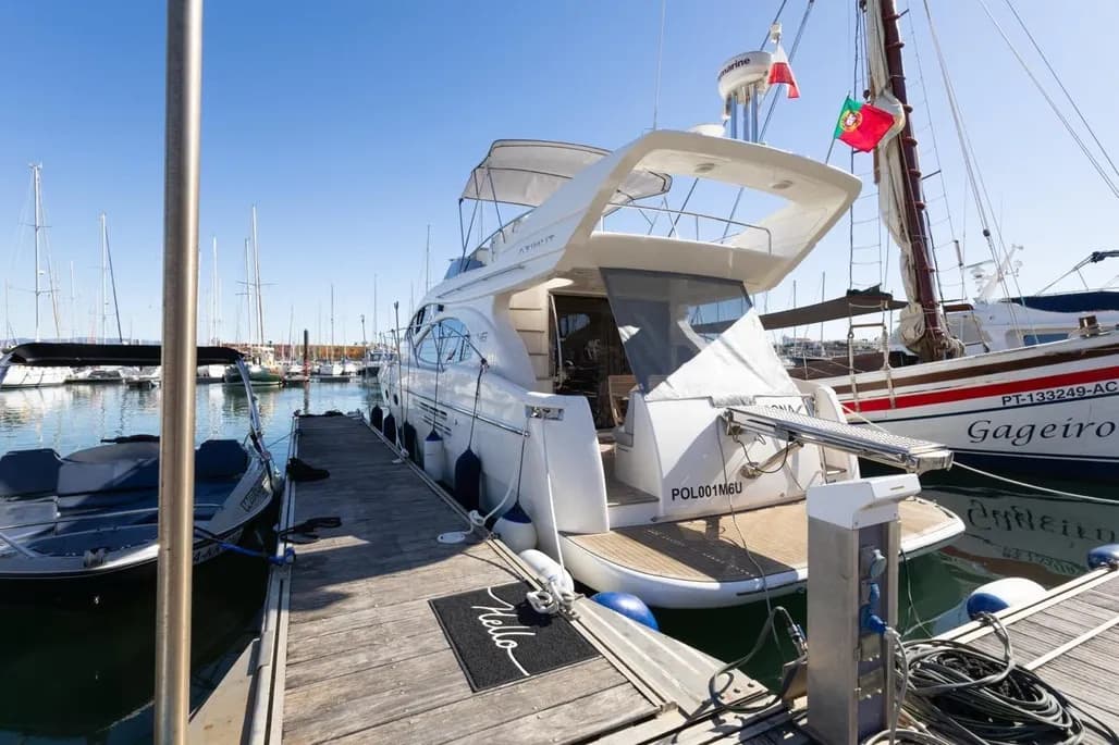 2007 Azimut 46 zum Verkauf in Portimão, PT Flybridge 2