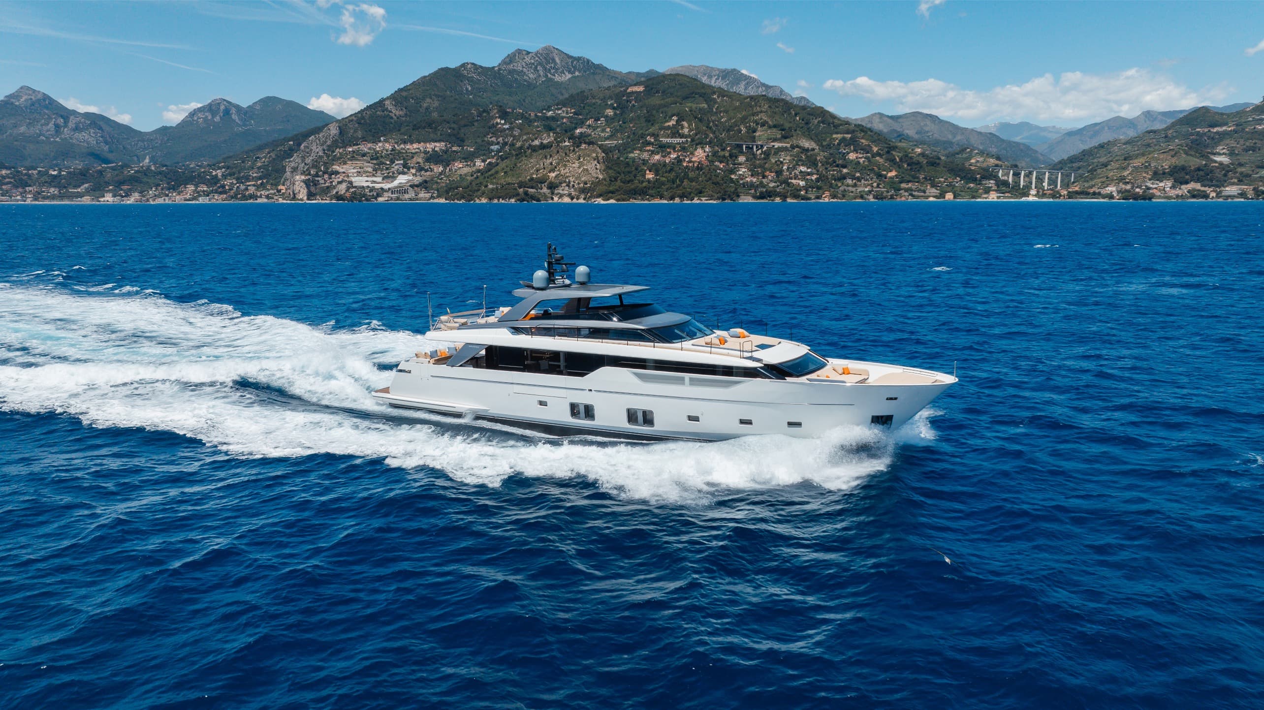 2022 Sanlorenzo SL106 Asymmetric for Sale in Cannes, FR Motor Yacht 4