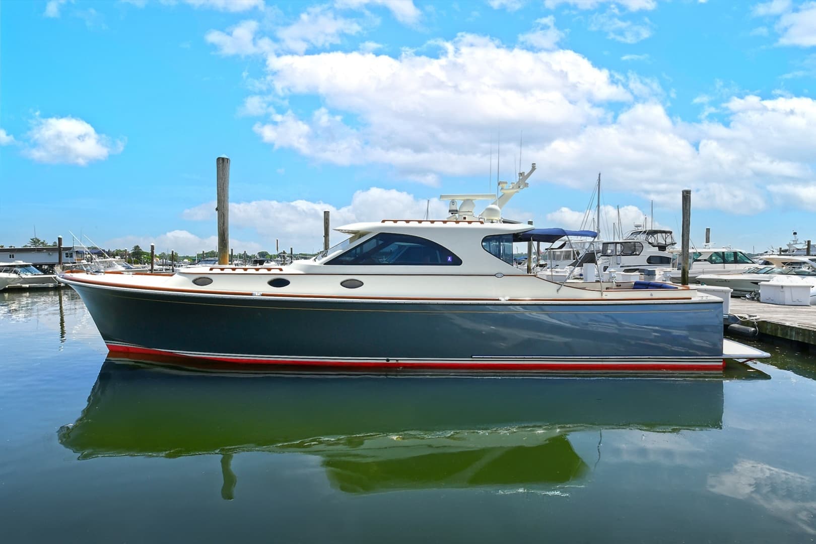 2005 San Juan SJ 48 zum Verkauf in Port Washington, New York Express Cruiser