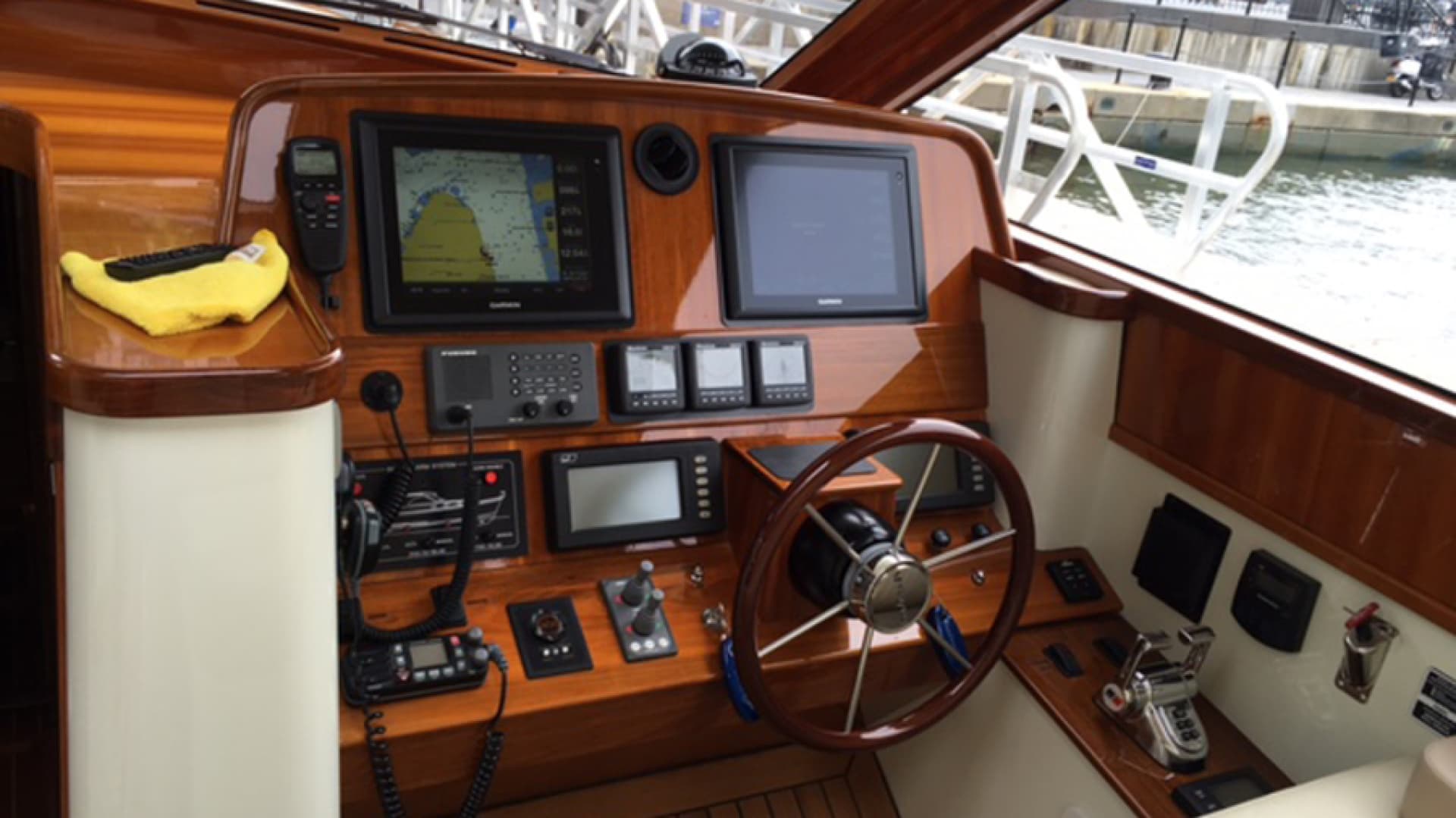 2005 San Juan SJ 48 for Sale in Port Washington, New York Cruiser 5