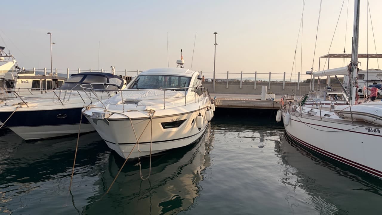 2020 Beneteau GRAN TURISMO 46 for Sale in Viladamat, ES Day Boats 2