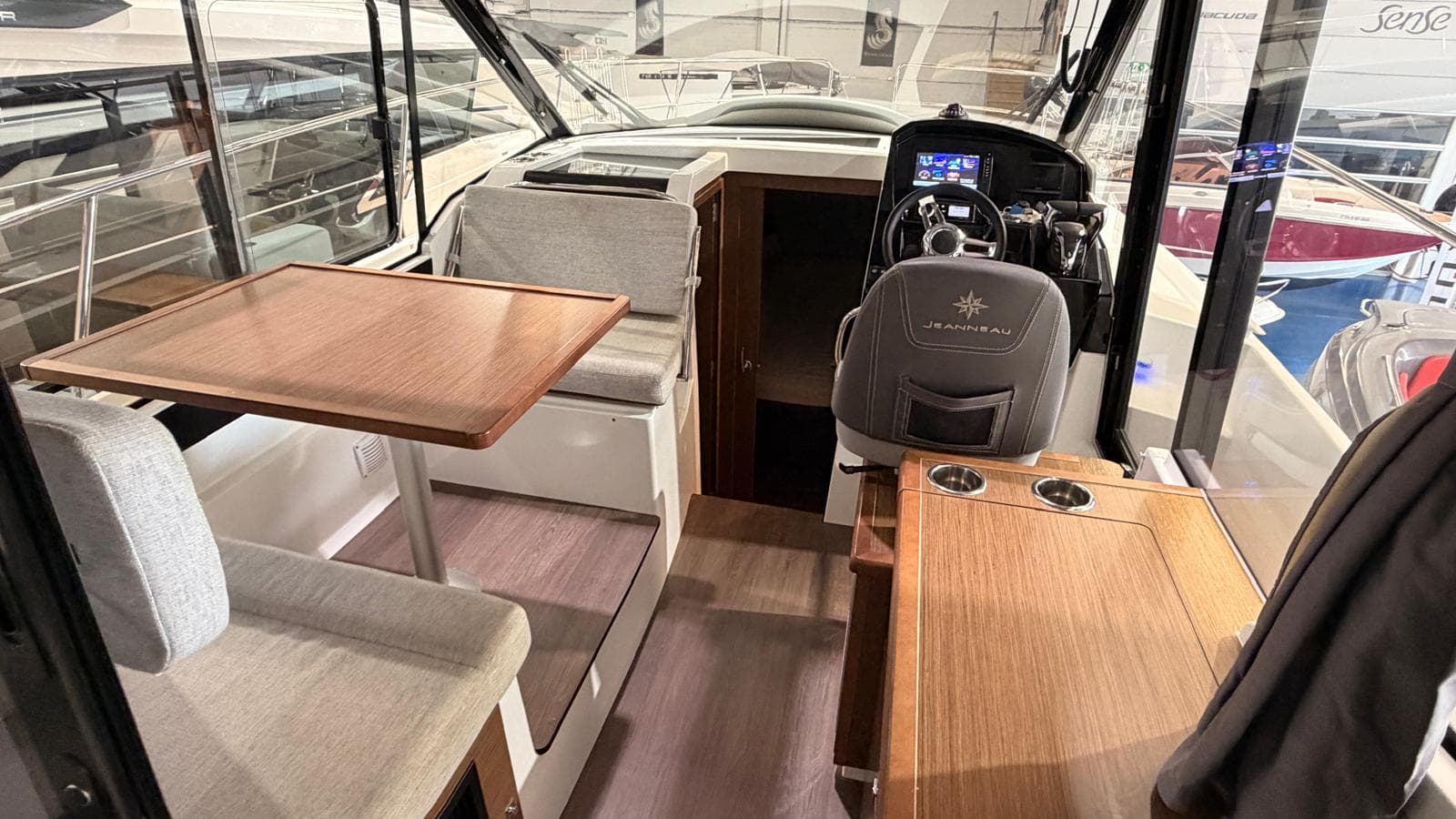 2021 Jeanneau Merry Fisher 895 a la venta en Empuriabrava, ES Pilothouse 3