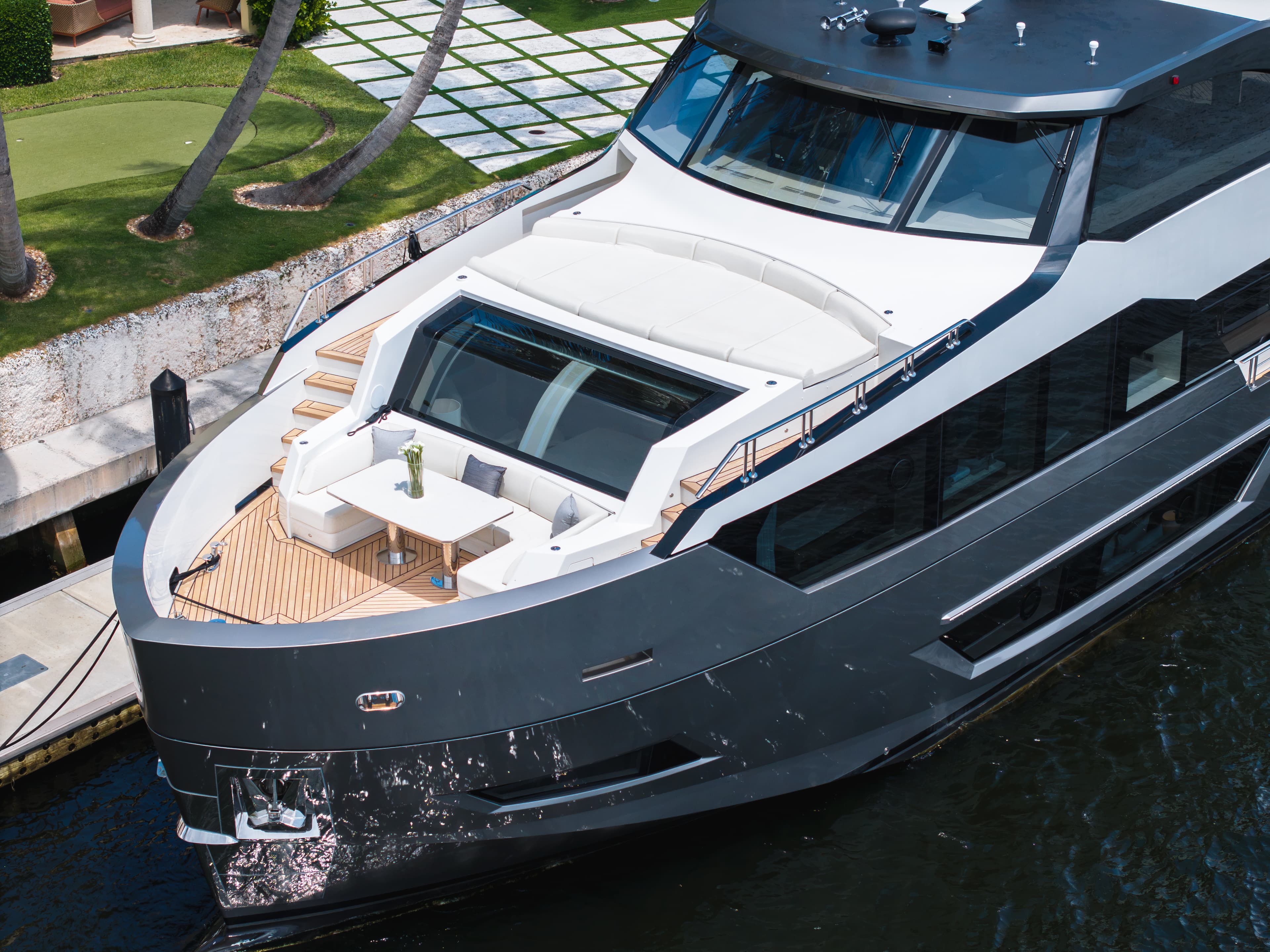 2025 Ocean Alexander 27R zum Verkauf in Fort Lauderdale, FL Flybridge 2
