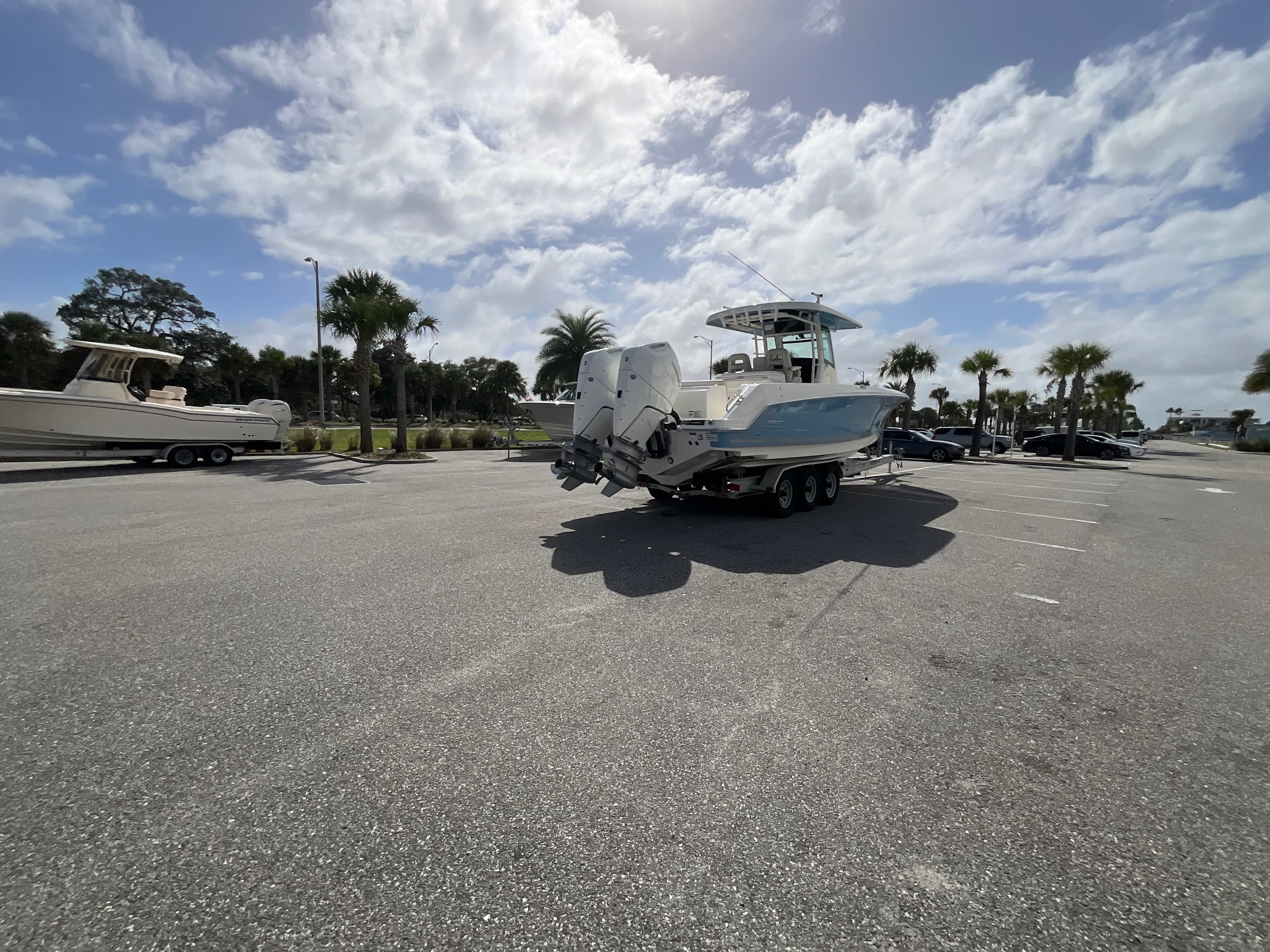 2026 Boston Whaler 330 Outrage zum Verkauf in Jacksonville Beach, Florida Center Console 4