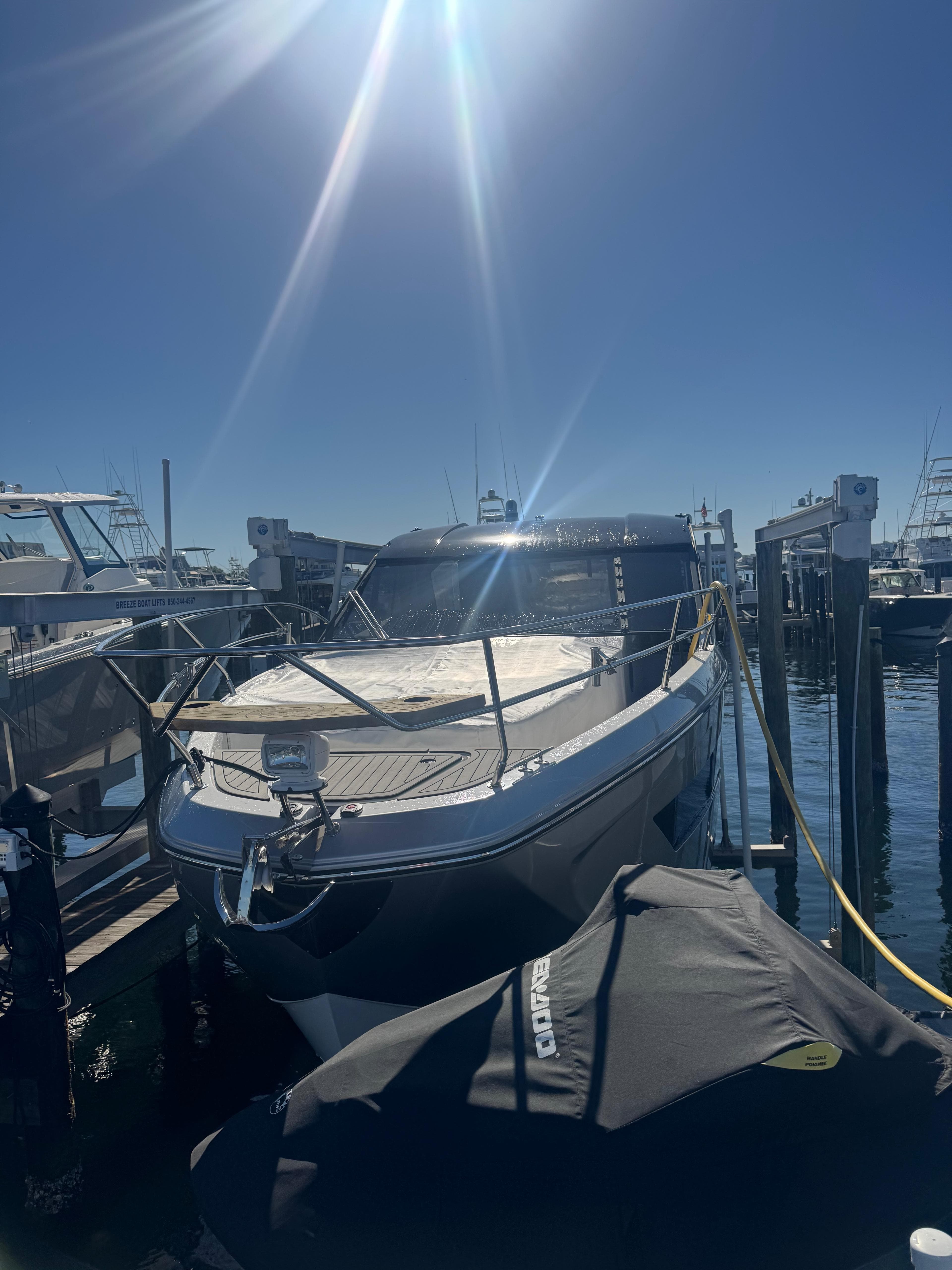 2025 Hanover Yachts 387 zum Verkauf in Fort Walton Beach, Florida Aft Cabin 2