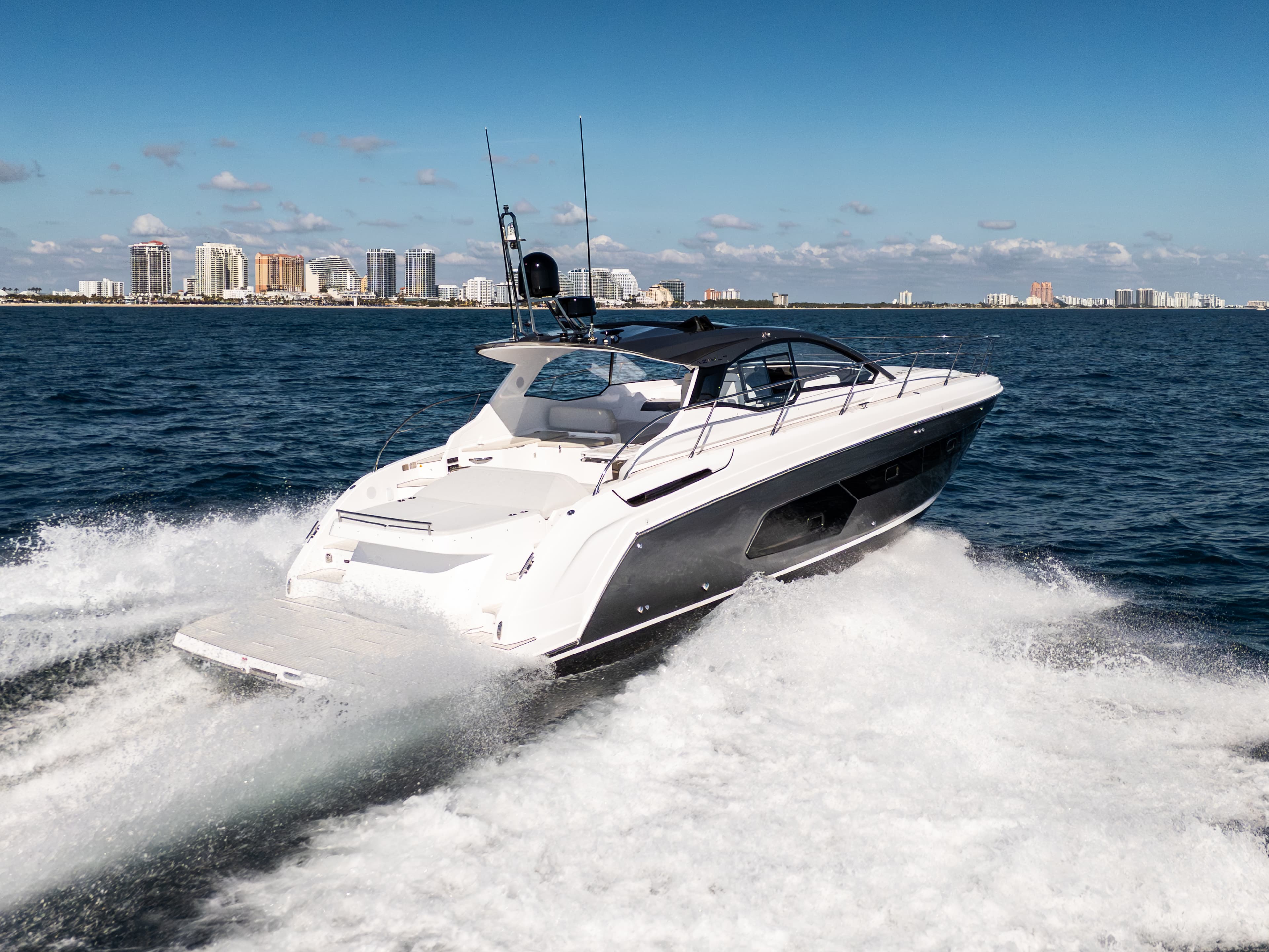 2026 Azimut Atlantis 45 zum Verkauf in Jupiter, Florida Sport Cruiser 3