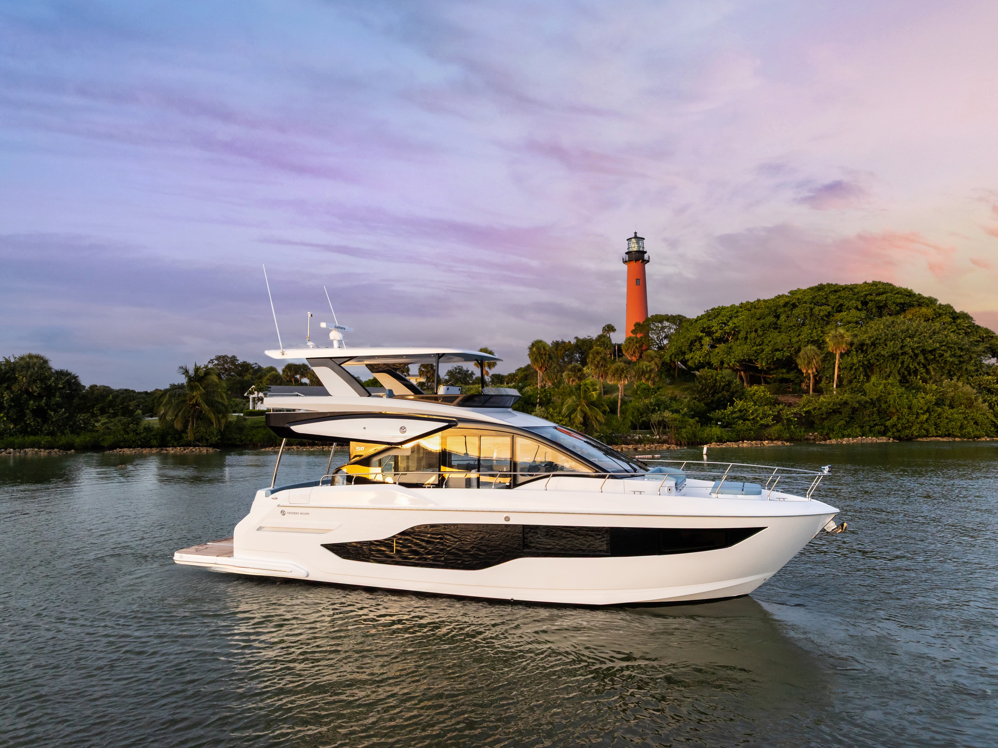 2027 Cruisers Yachts 50 FLY a la venta en Brick Township, New Jersey Motor Yacht 4