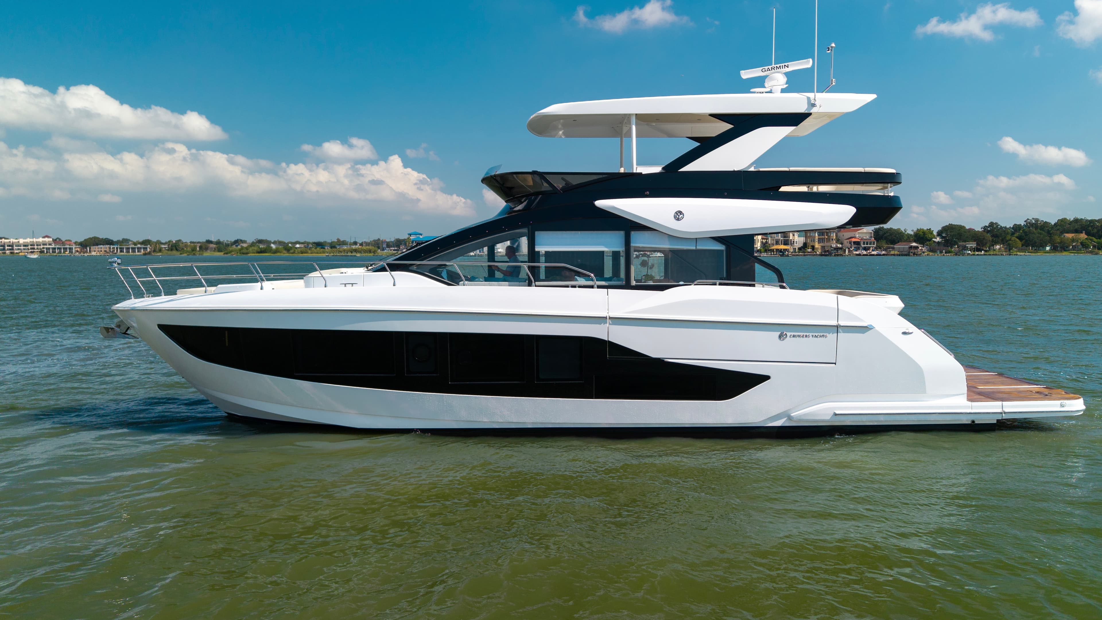 2027 Cruisers Yachts 57 FLY zum Verkauf in Seabrook, TX Motor Yacht