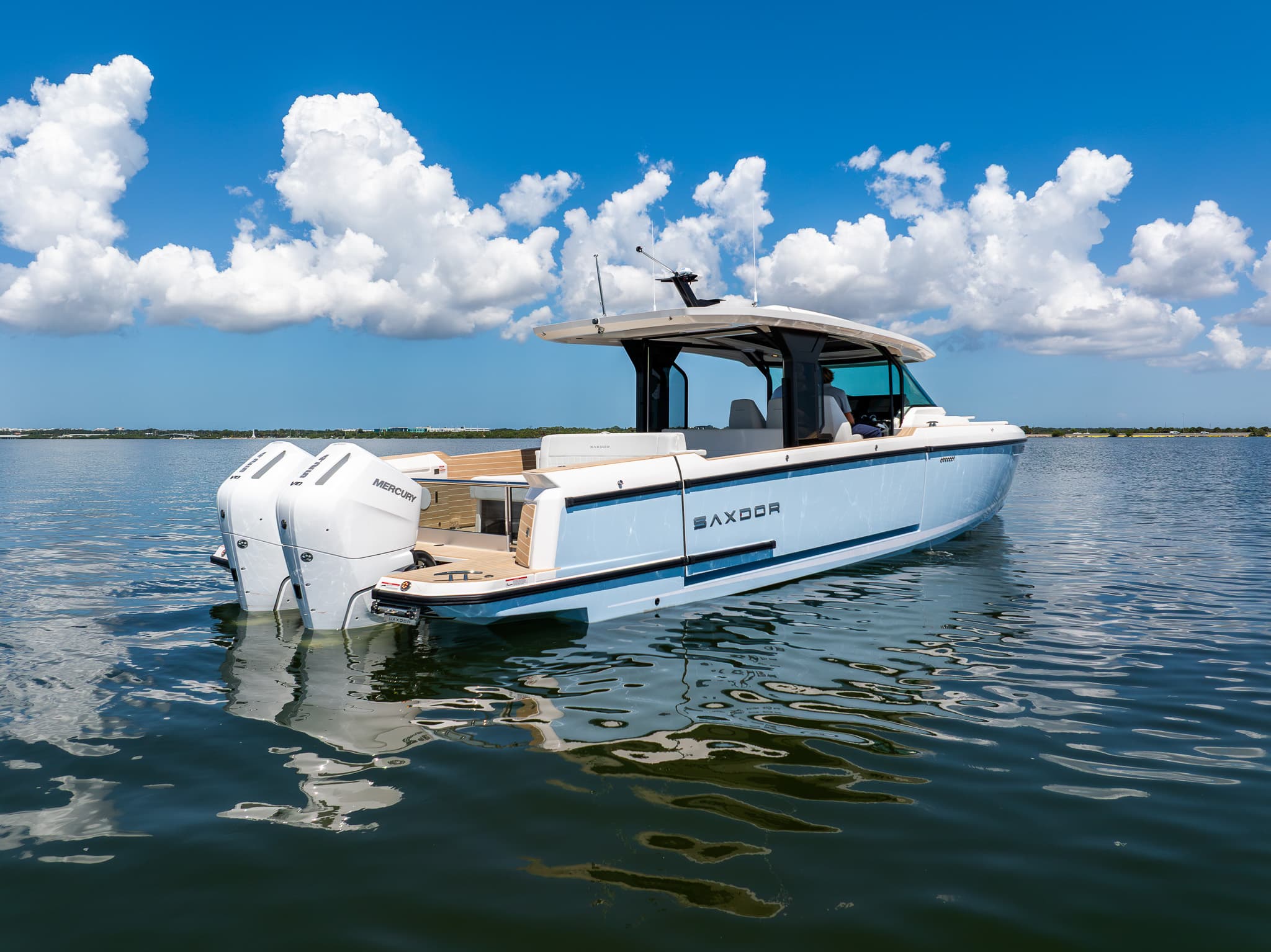 2027 Saxdor 400 GTS for Sale in Clearwater, Florida Center Console 4