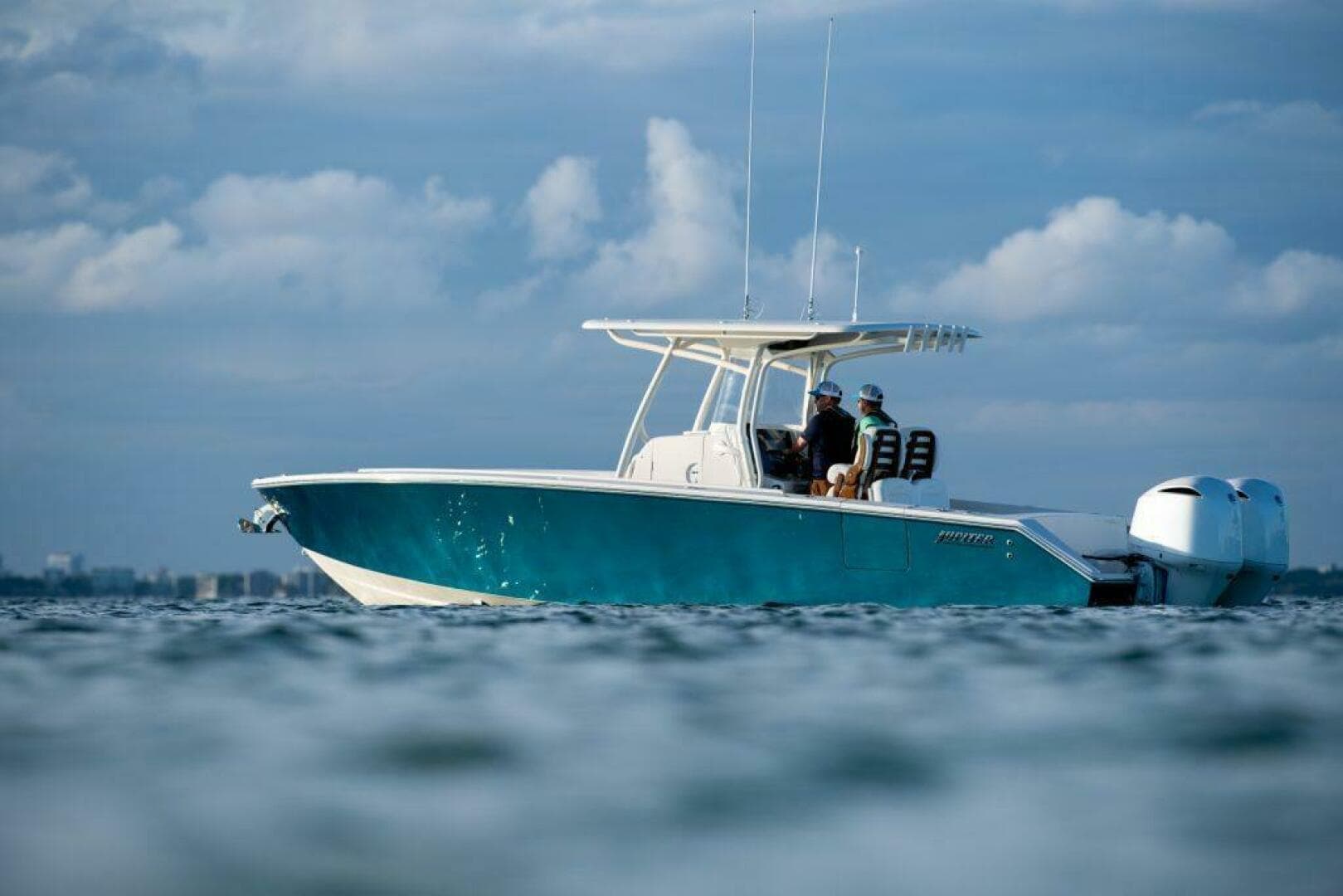 2027 Jupiter 30 in vendita a Dartmouth, Massachusetts Center Console 4