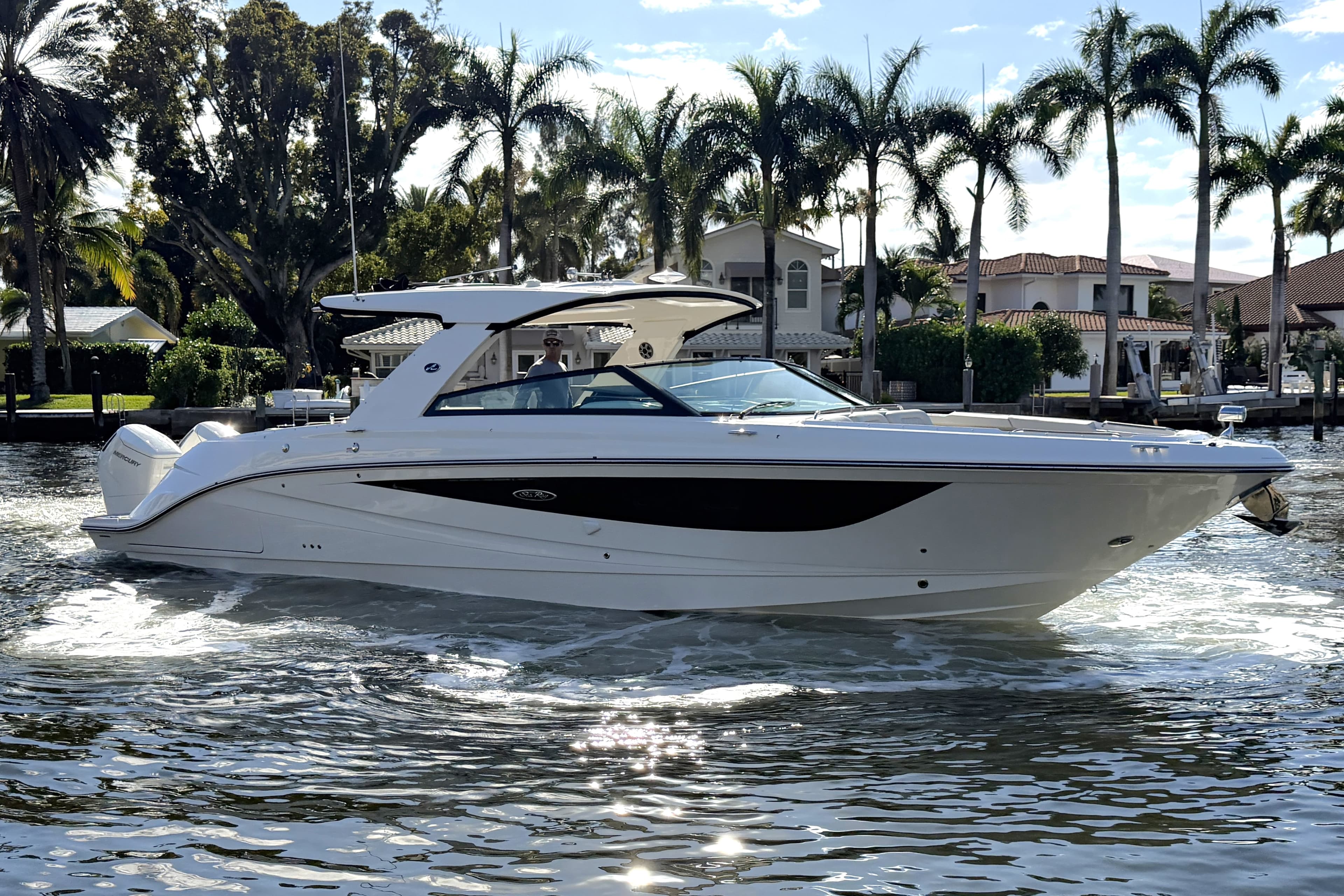2026 Sea Ray SLX 400 Outboard for Sale in Pompano Beach, Florida Bowrider