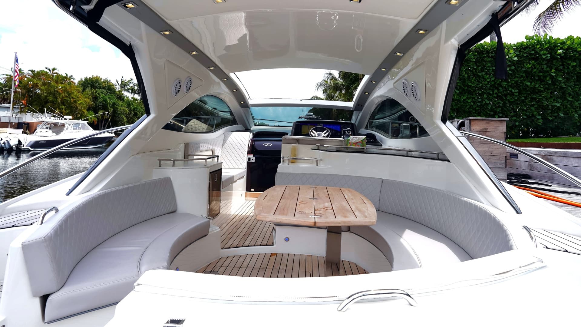2023 Schaefer Yachts 400 for Sale in North Miami Beach, Florida Sport Cruiser 3