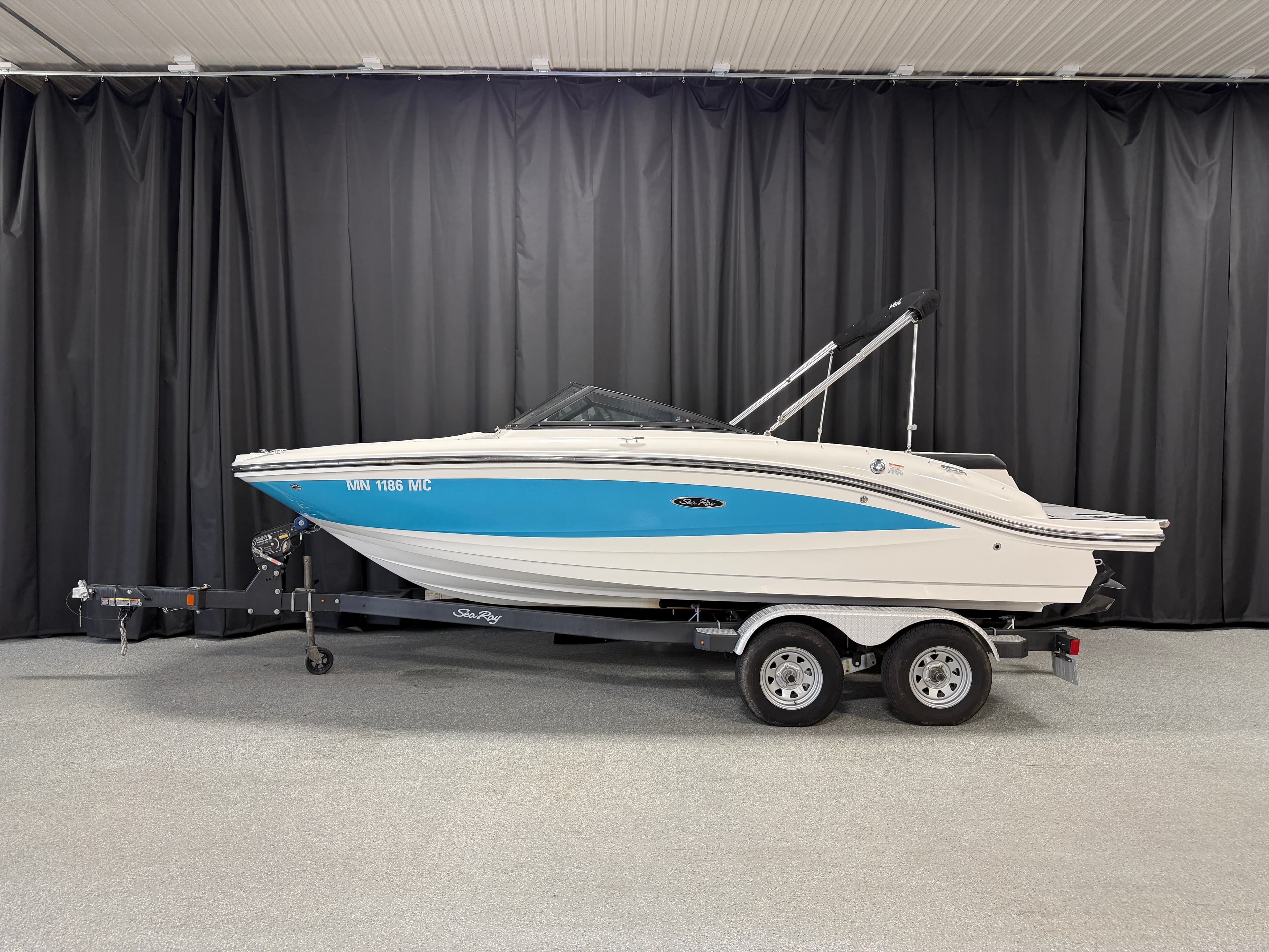2021 Sea Ray SPX 190 in vendita a Nisswa, Minnesota Bowrider