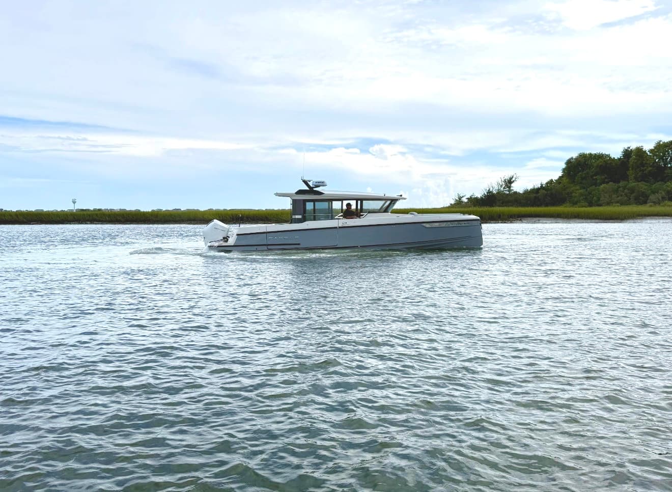 2027 Saxdor 340 GTWA for Sale in Wrightsville Beach, North Carolina Day Boats