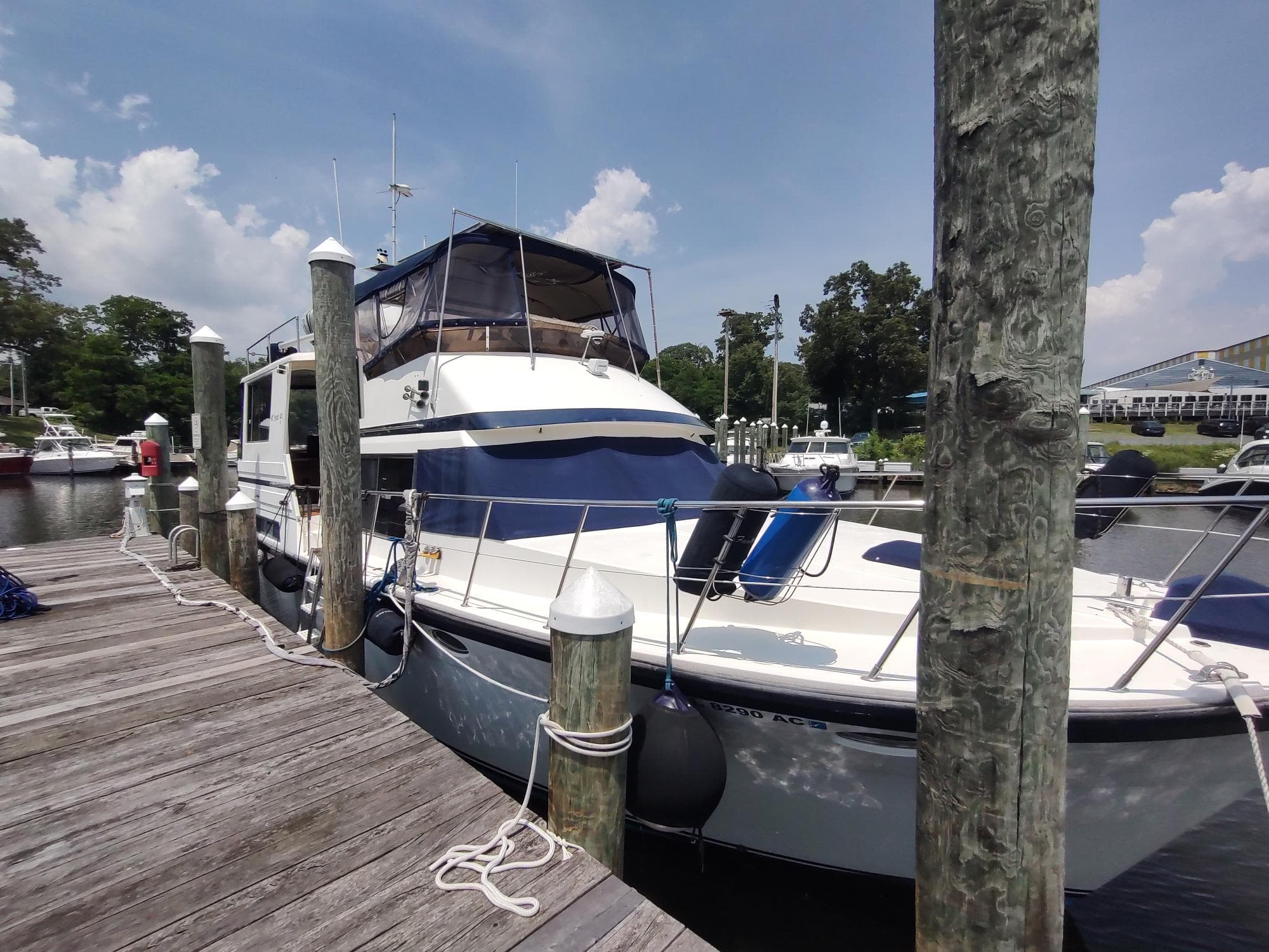 1989 Hyatt Double Cabin Motoryacht in vendita a Pasadena, Maryland Motor Yacht 2