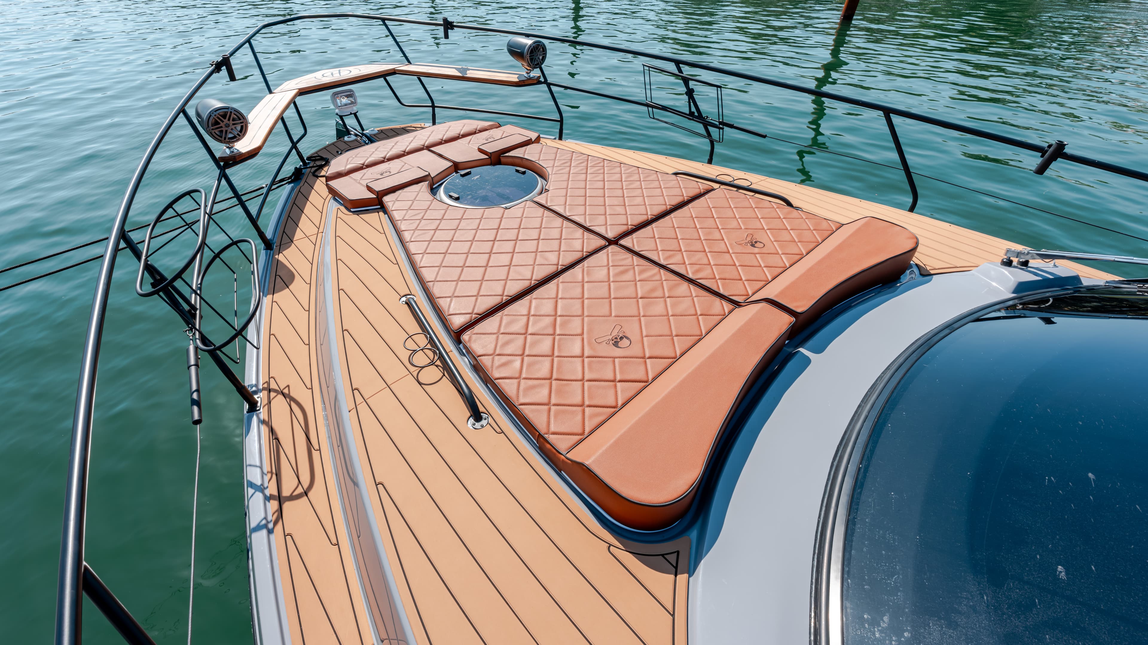 2027 Hanover Yachts 415 zum Verkauf in Fort Lauderdale, Florida Motor Yacht 4