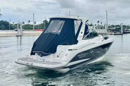 2021 Monterey 335 Sport Yacht zum Verkauf in Miami Beach, Florida Sport Cruiser 3
