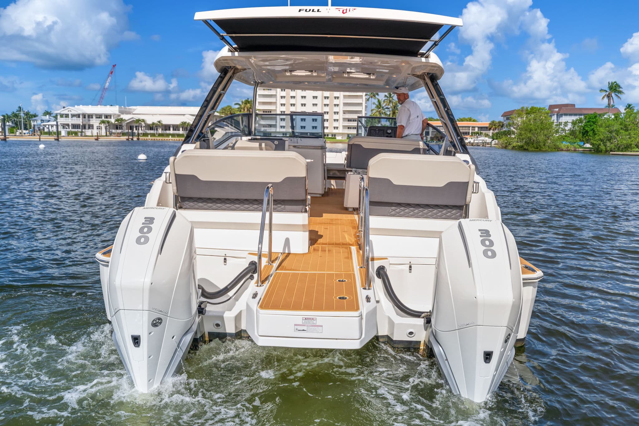 2023 Aquila 32 Sport in vendita a Naples, Florida Power Catamarans 4