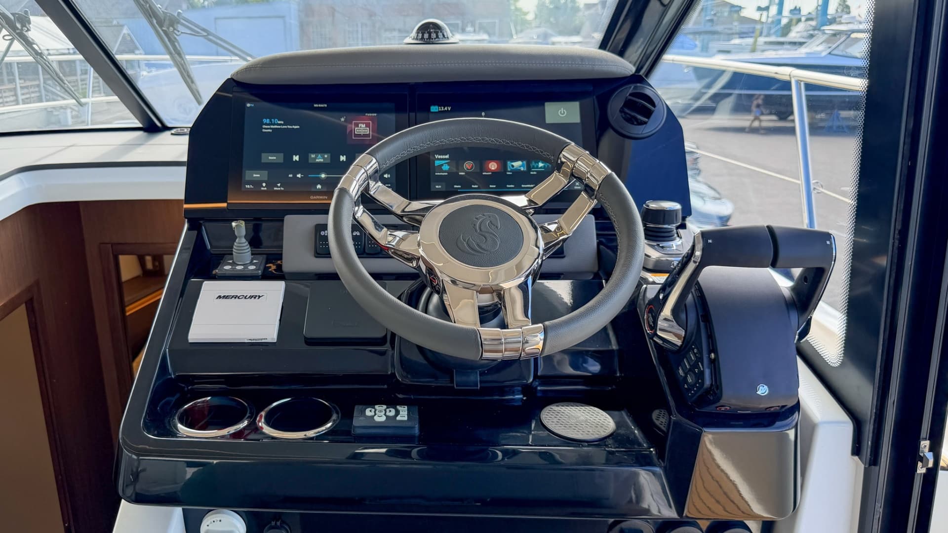 2027 Beneteau Antares 12 Fly for Sale in South Dartmouth, Massachusetts Flybridge 3