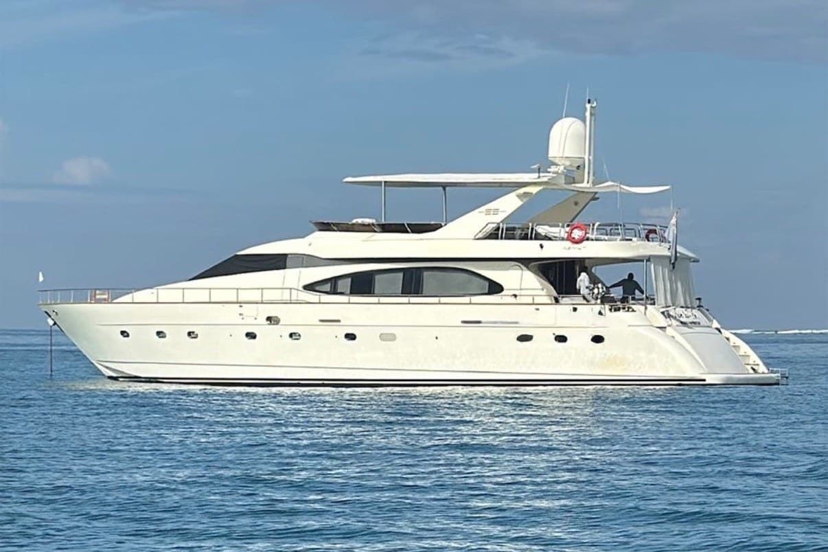 1998 Azimut 85 Ultimate zum Verkauf in Puerto Vallarta, MX Flybridge