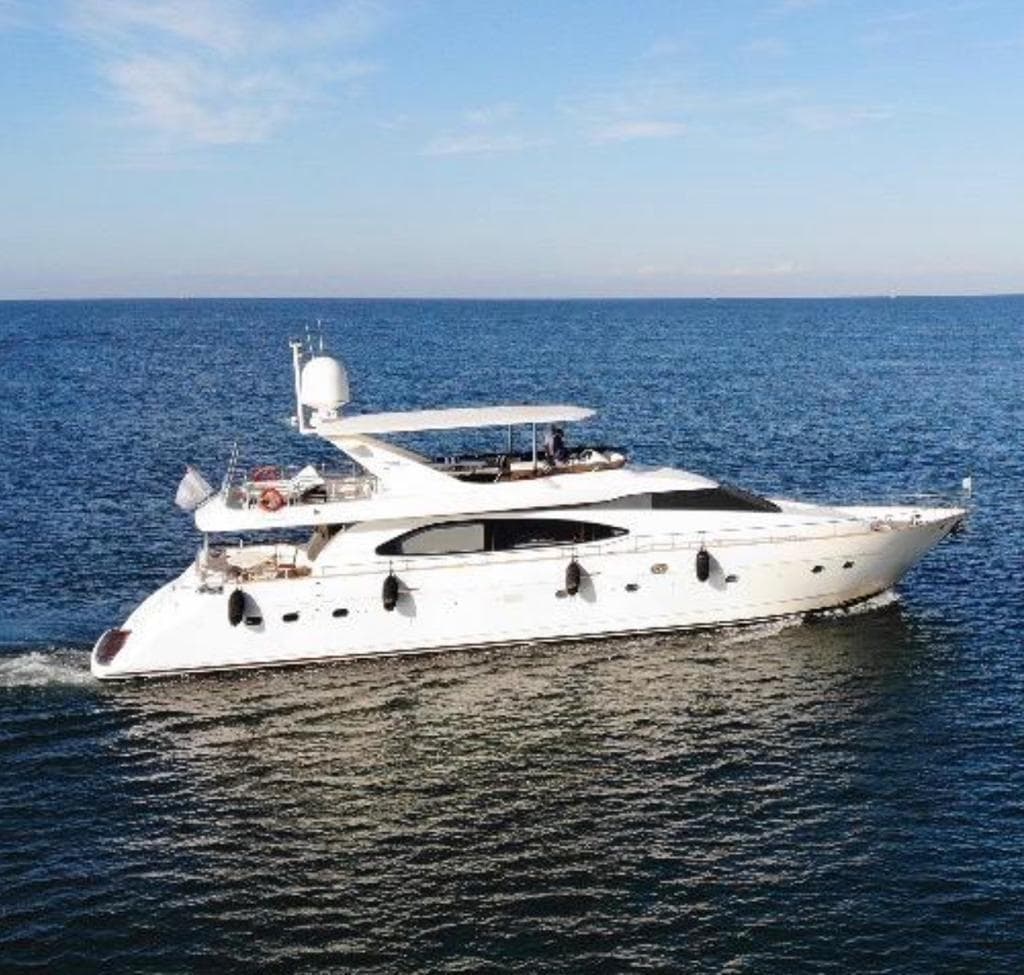 1998 Azimut 85 Ultimate zum Verkauf in Puerto Vallarta, MX Flybridge 3